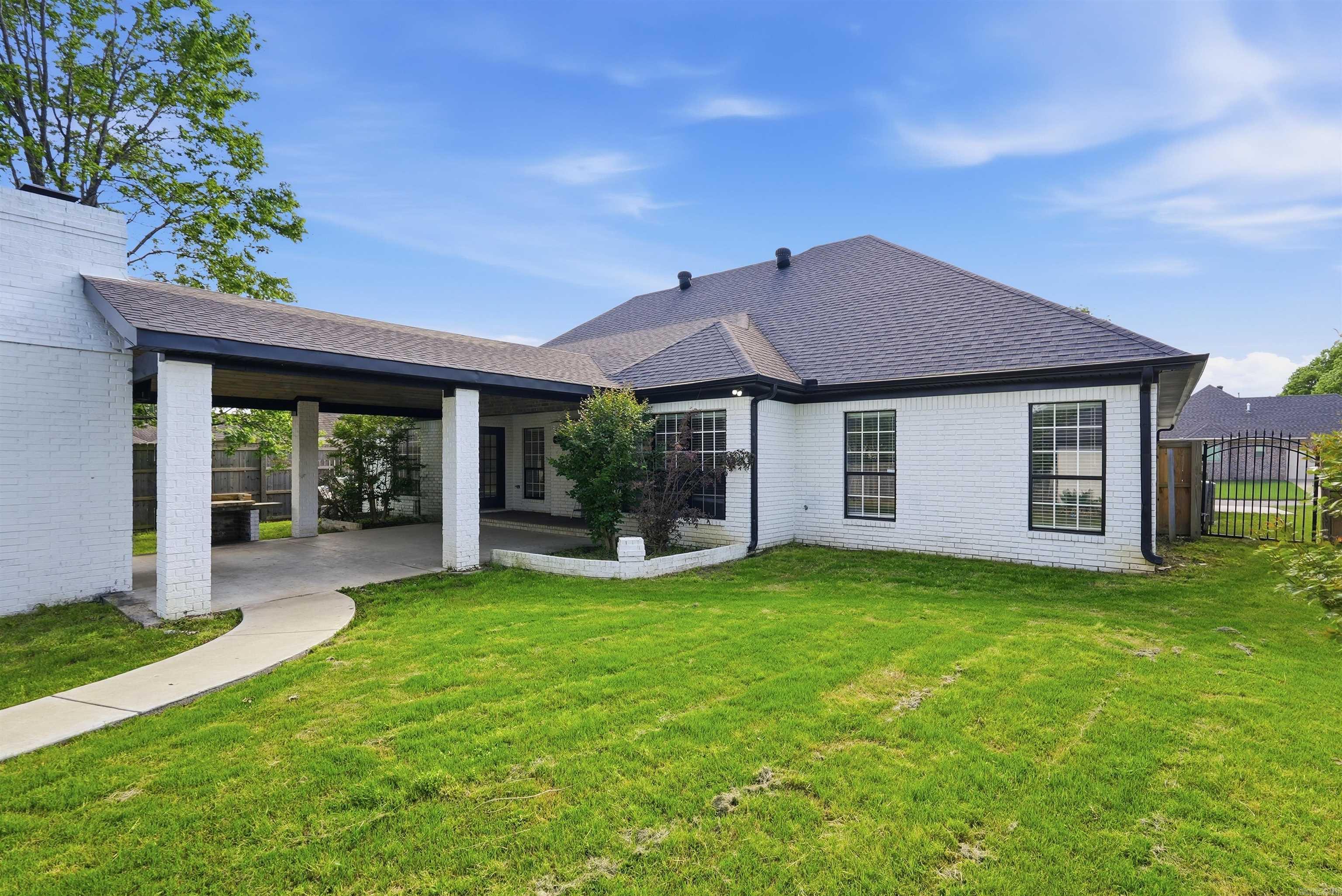 1810 Amelia  Conway, AR