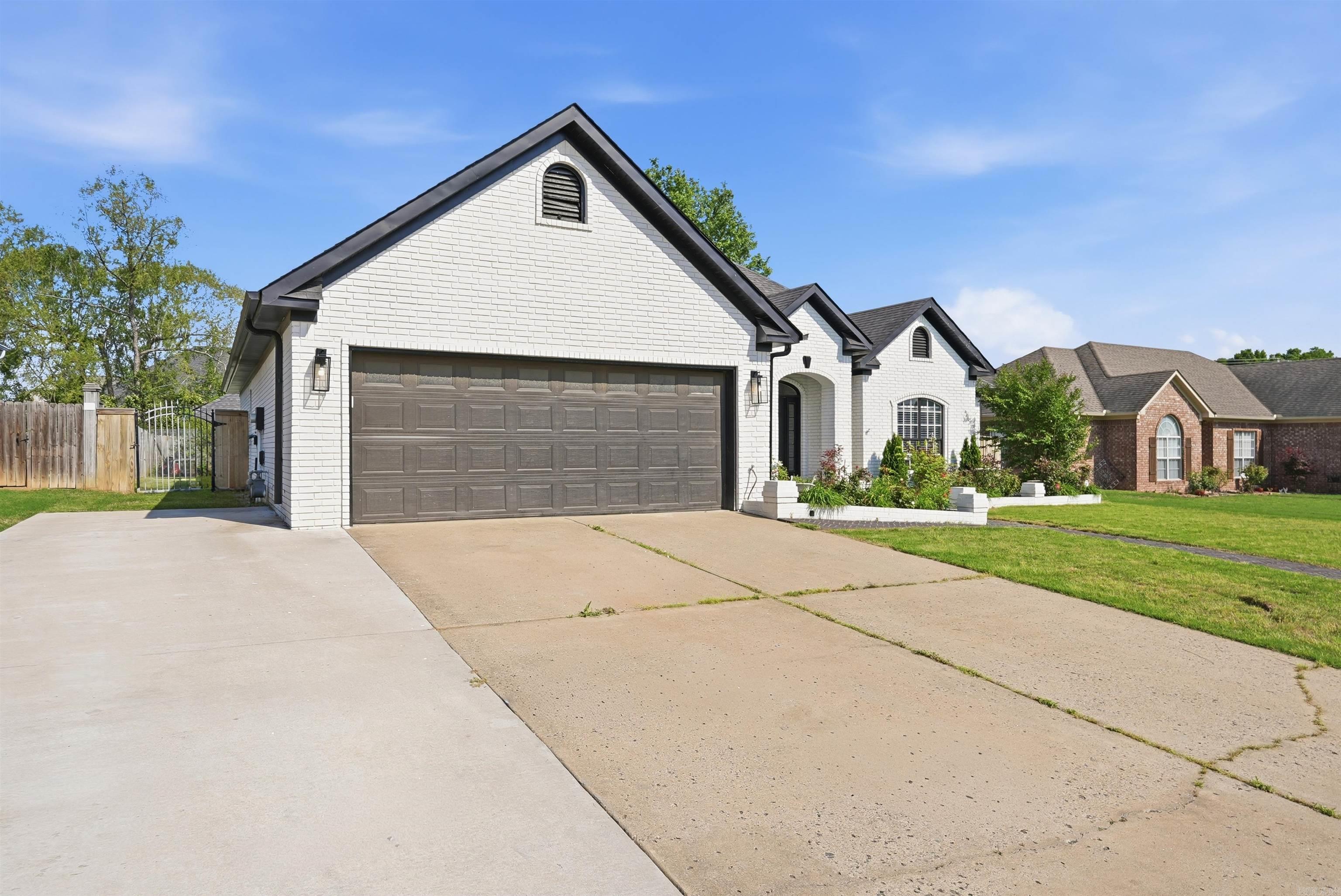1810 Amelia  Conway, AR