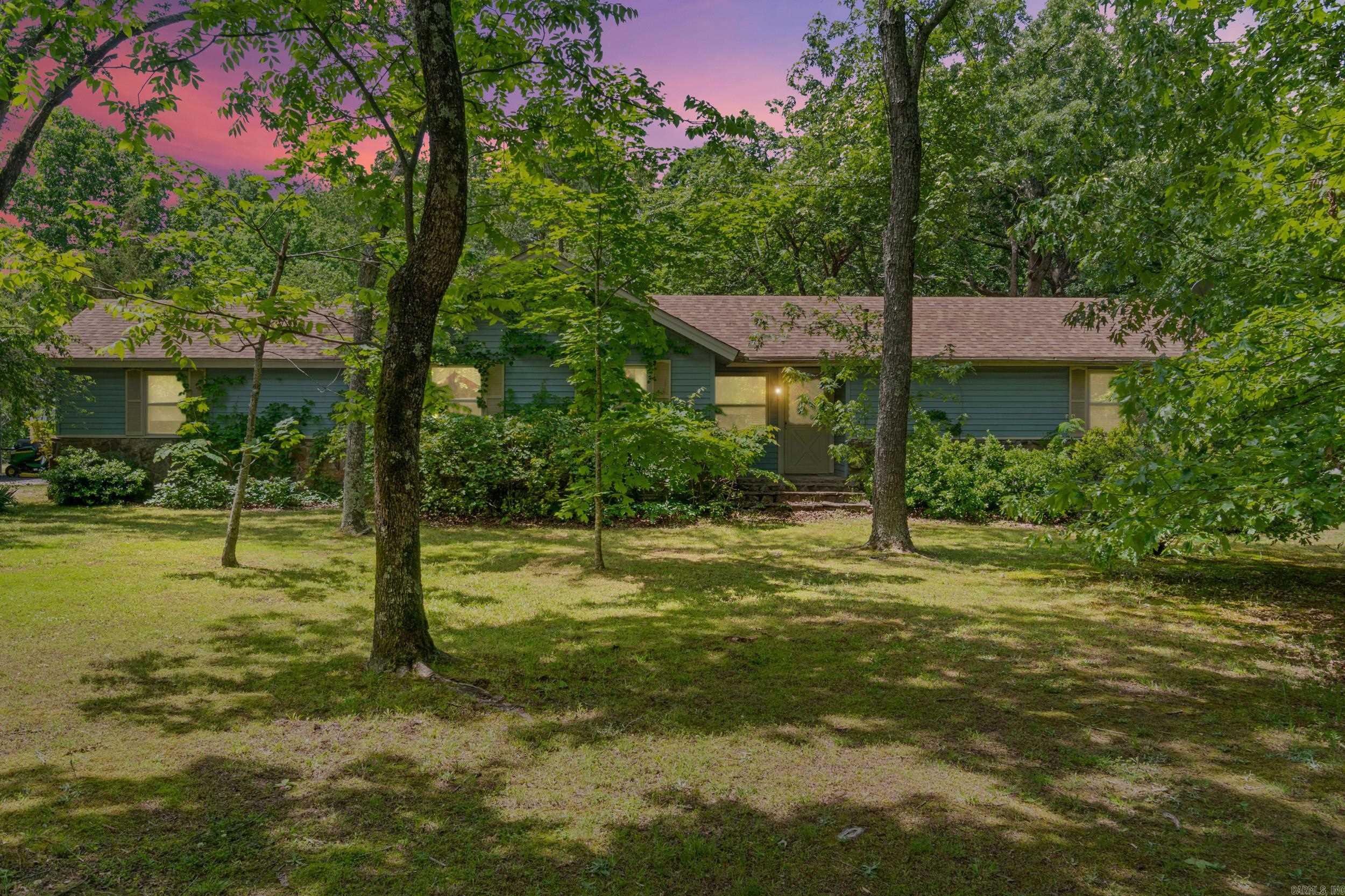 71 HWY 92 W  Higden, AR