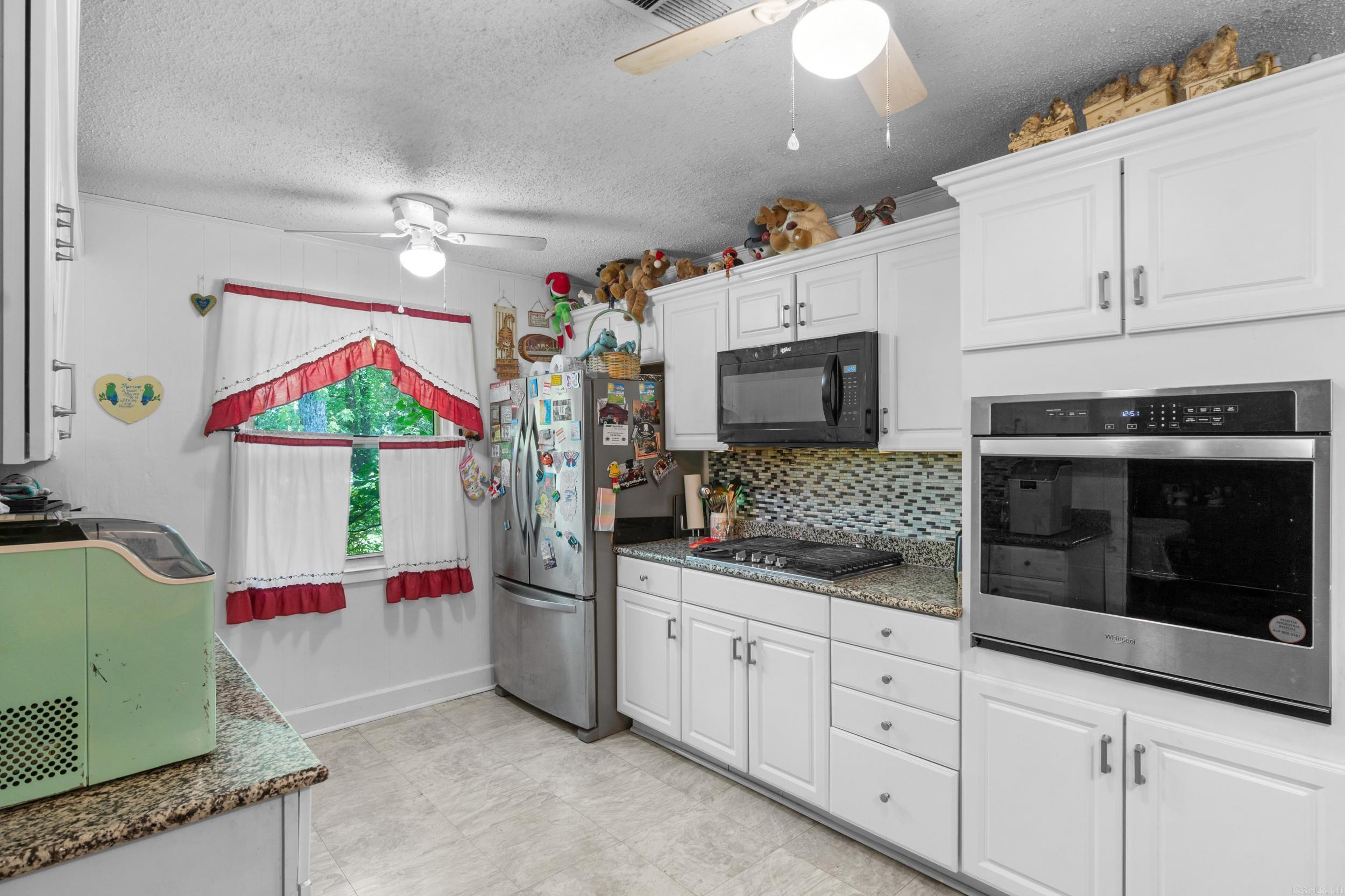 71 HWY 92 W  Higden, AR
