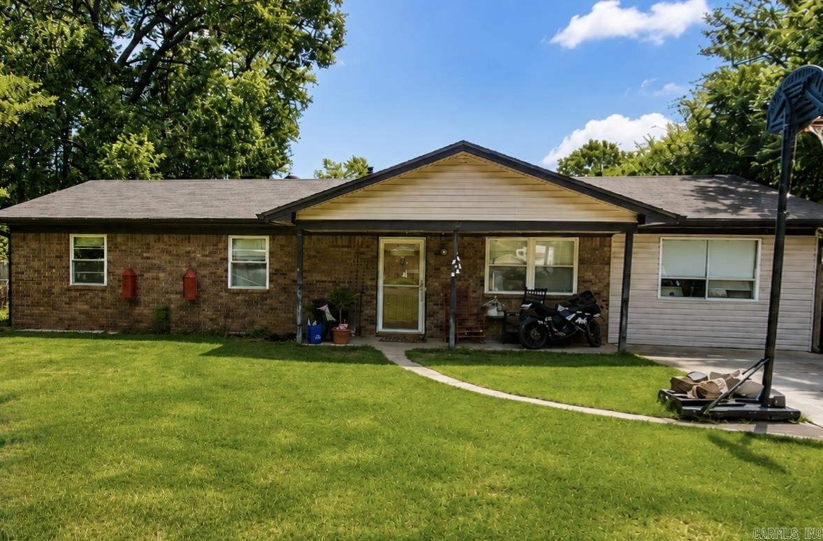 6622 Garvin Dr  Benton, AR
