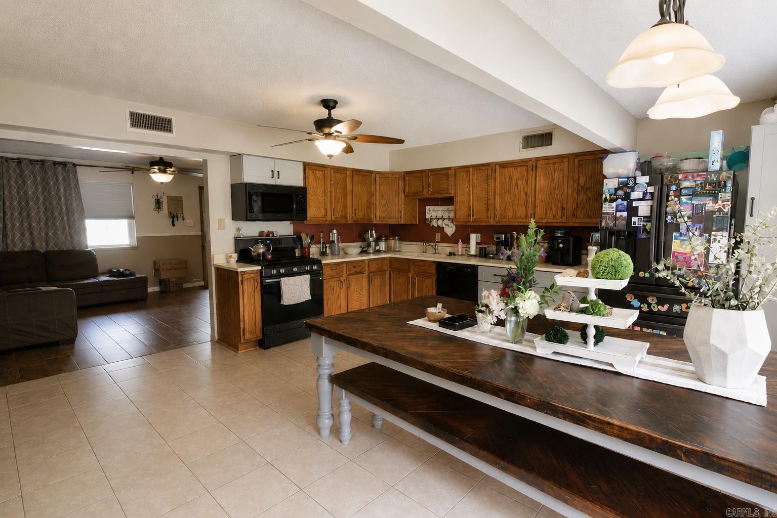 6622 Garvin Dr  Benton, AR