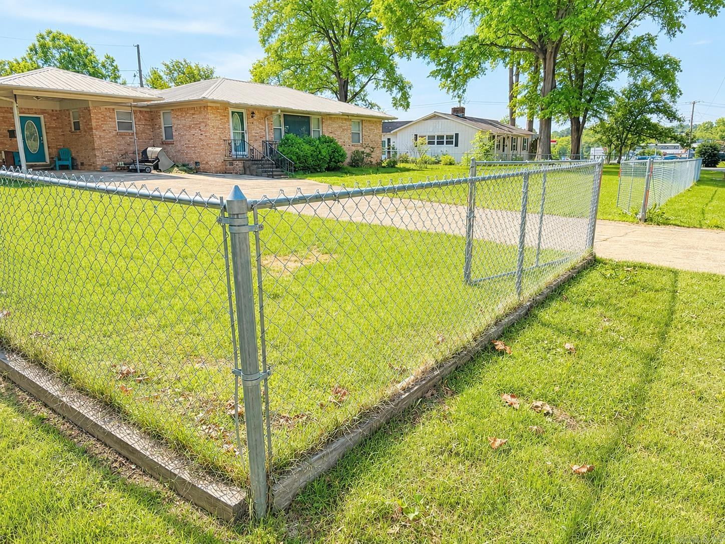 104 S Cone  Searcy, AR
