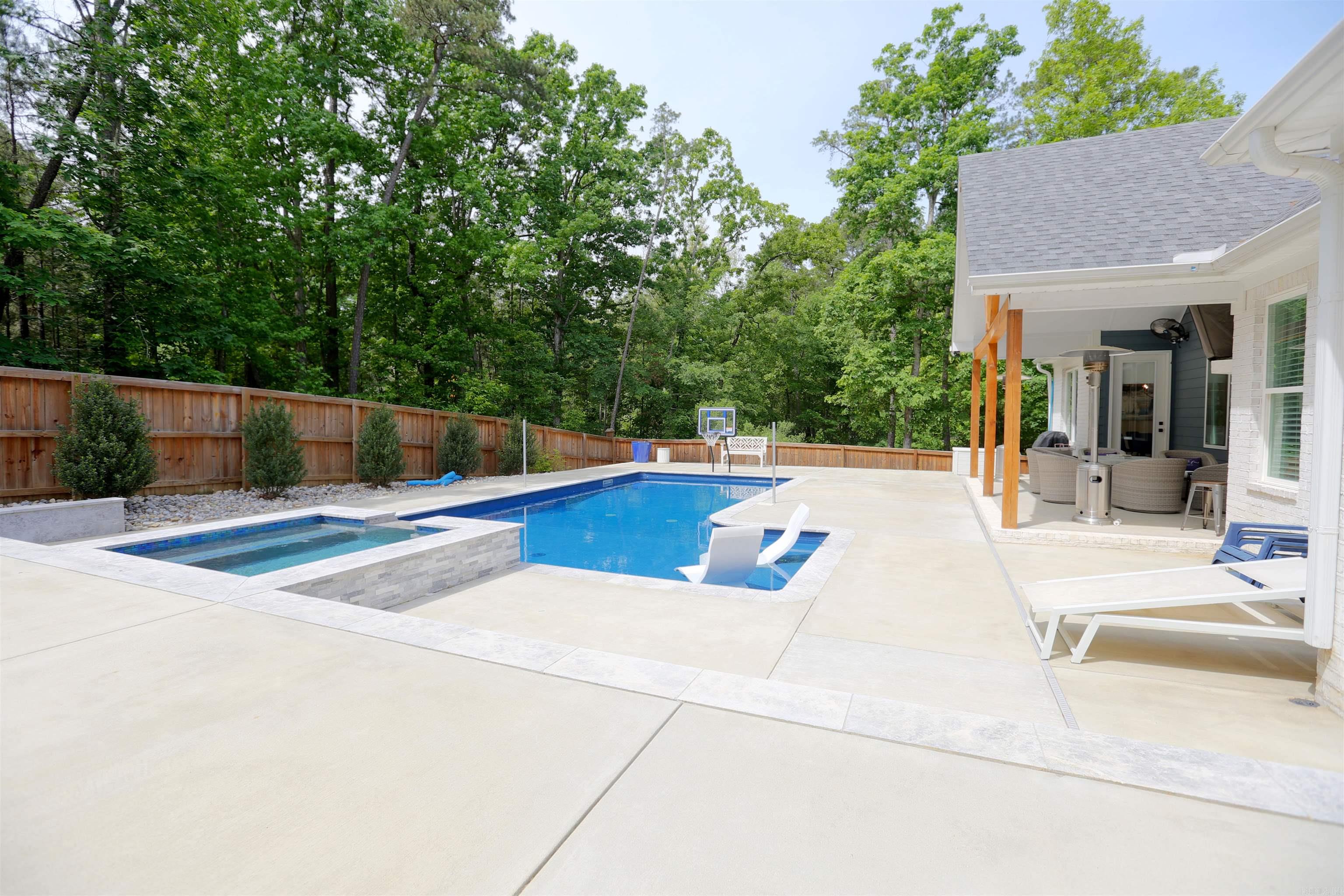 33 Caurel Court  Little Rock, AR