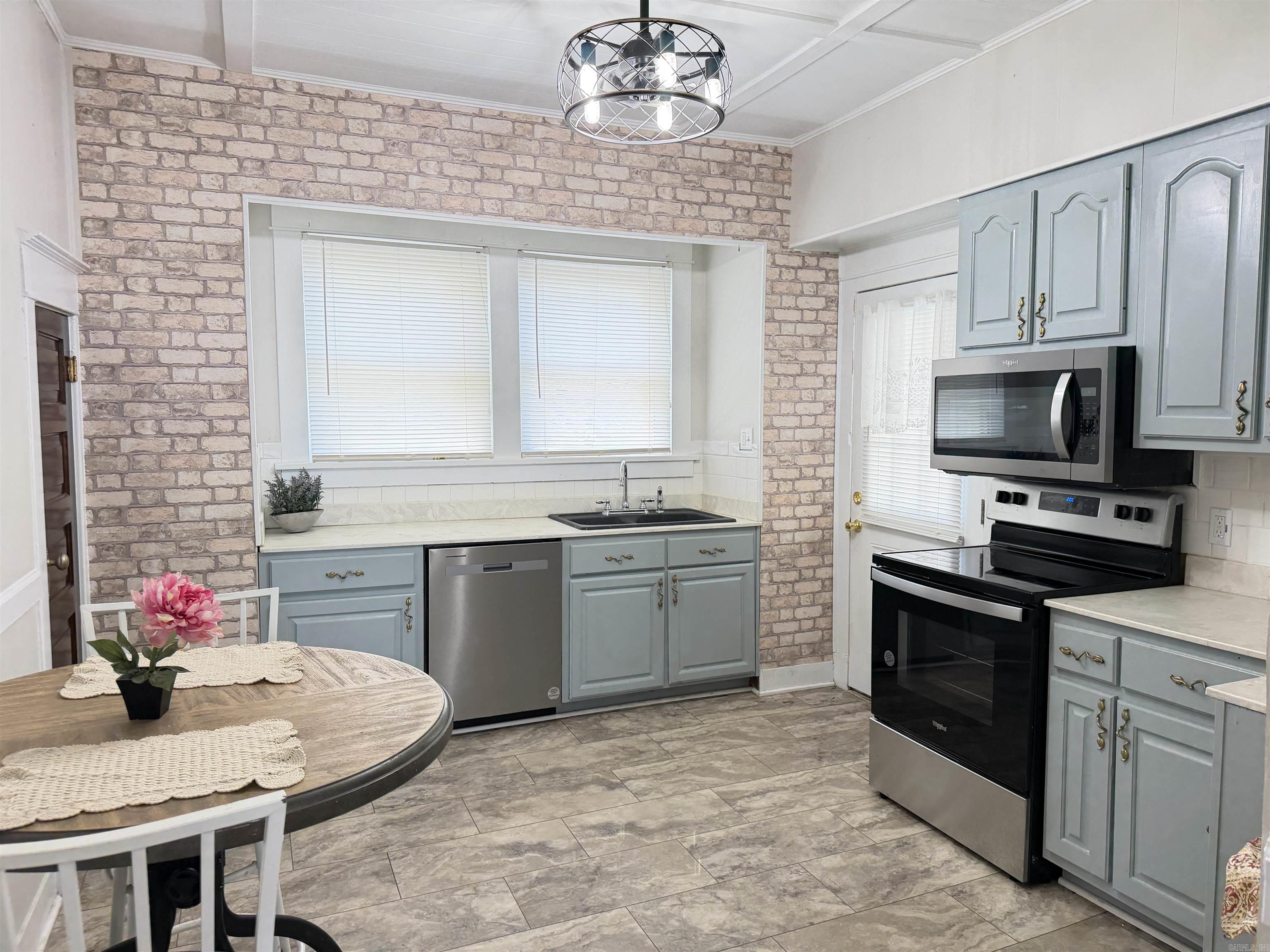 609 W Poplar  Paragould, AR