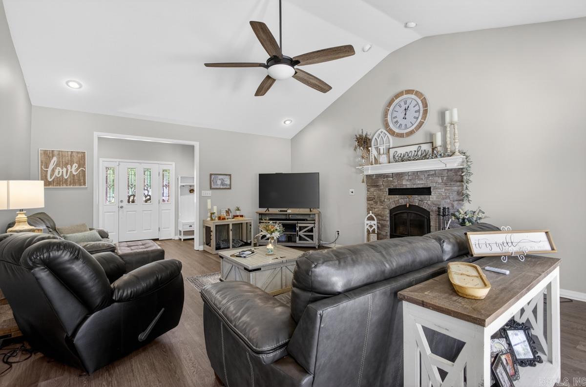 1271 Angel  Alexander, AR