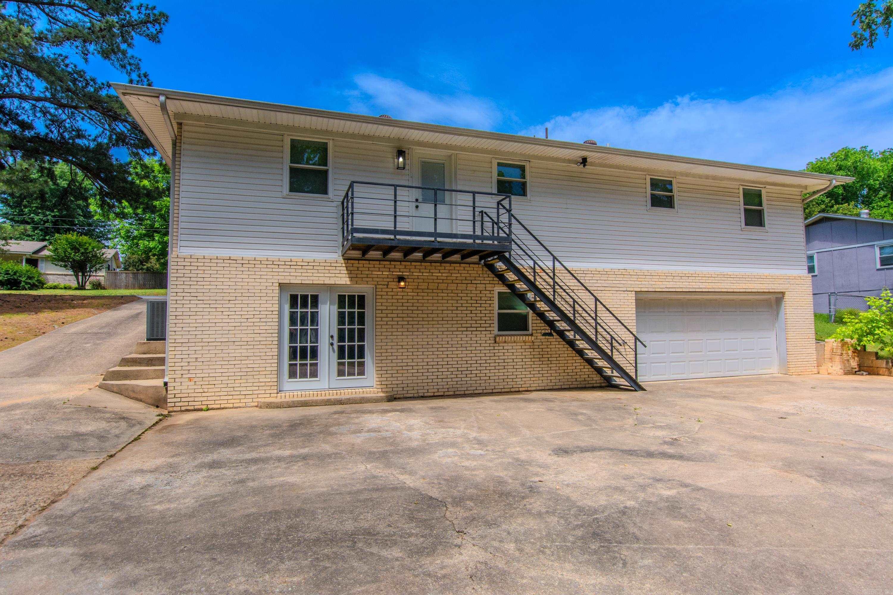 2103 Wright  Benton, AR