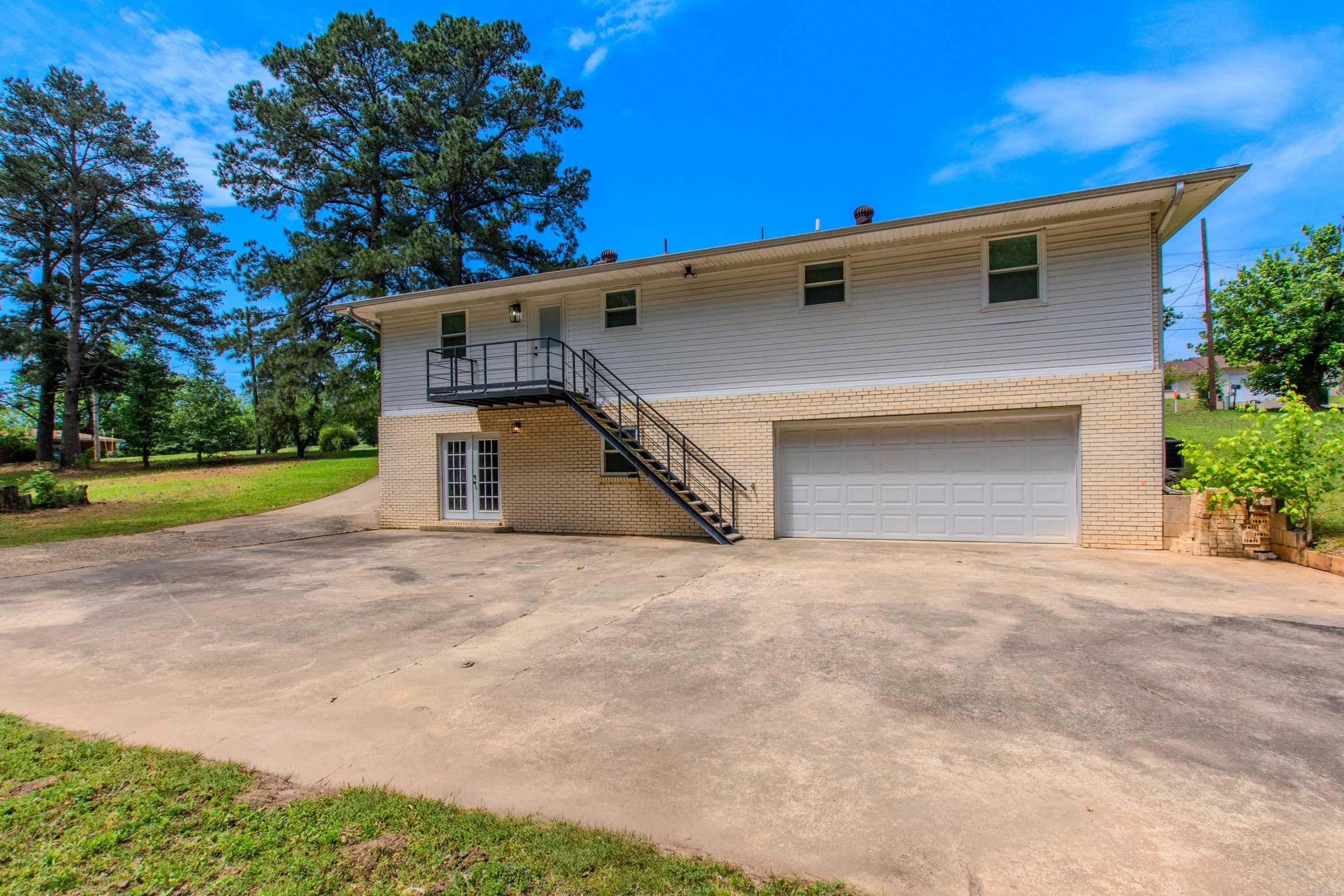 2103 Wright  Benton, AR