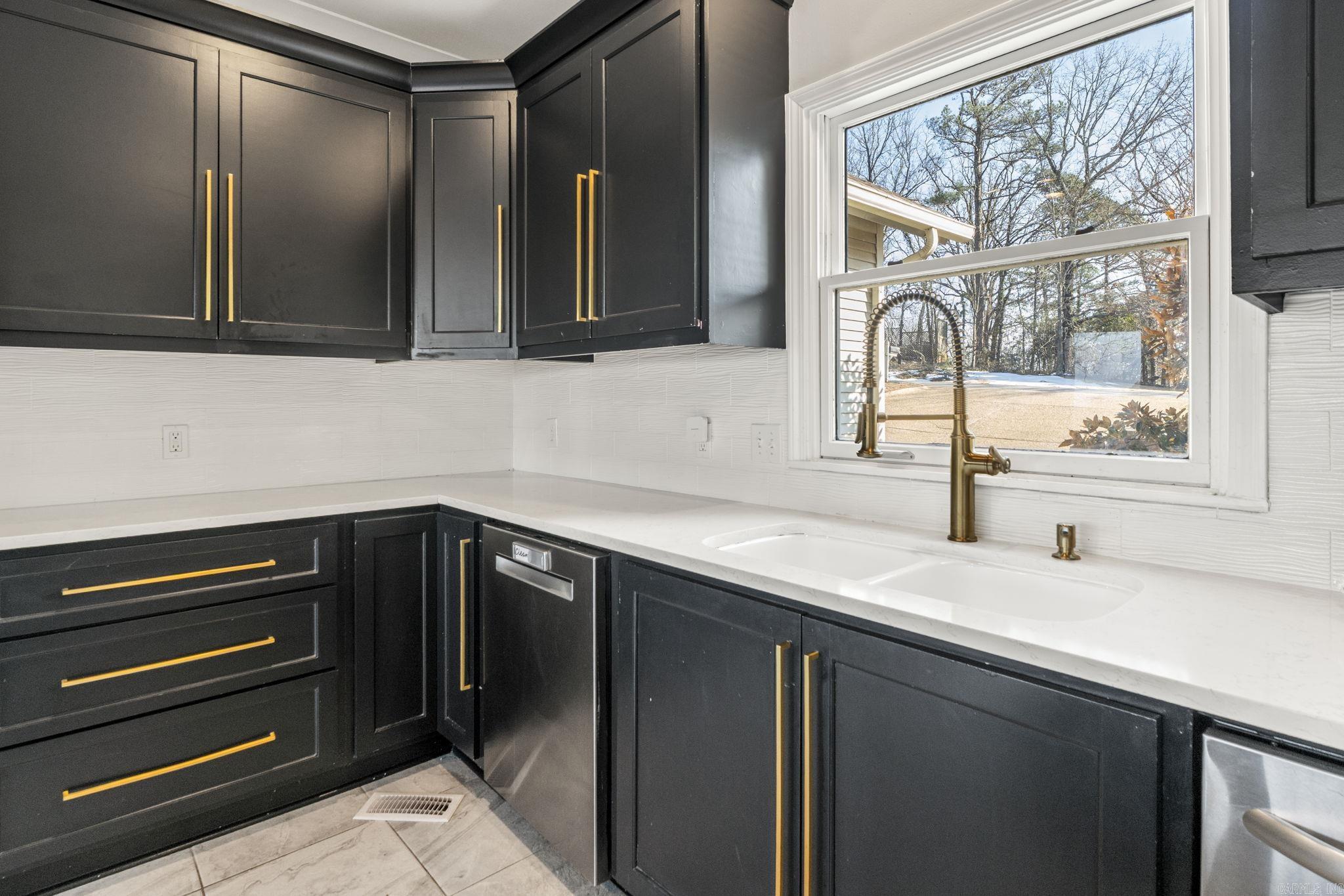 13518 Saddle Hill Drive Little Rock, AR 72212