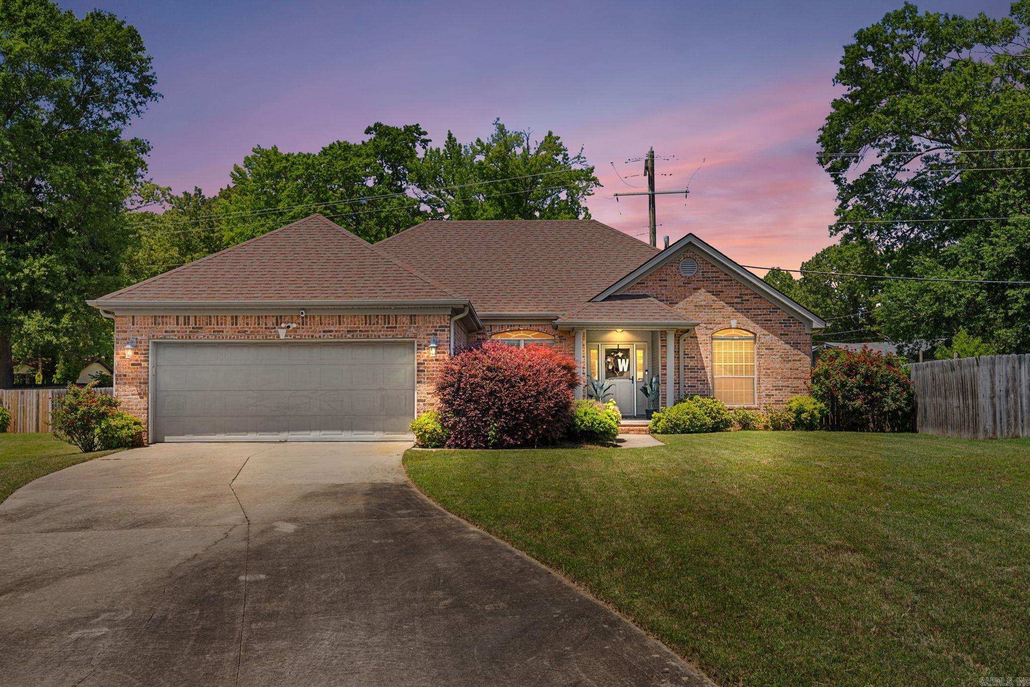 1004 Colonial  Jacksonville, AR