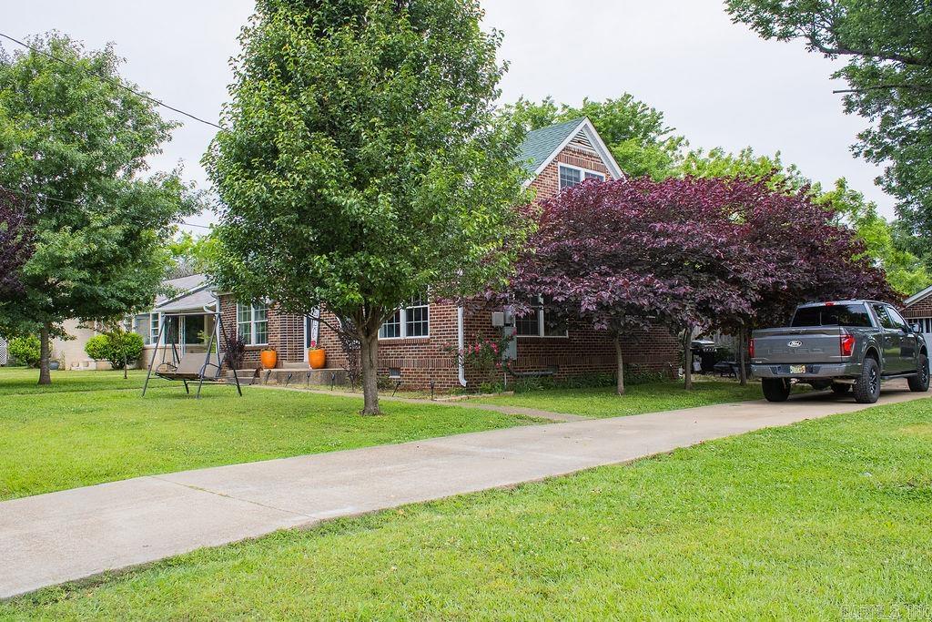 1405 Hickory Ave  Mena, AR