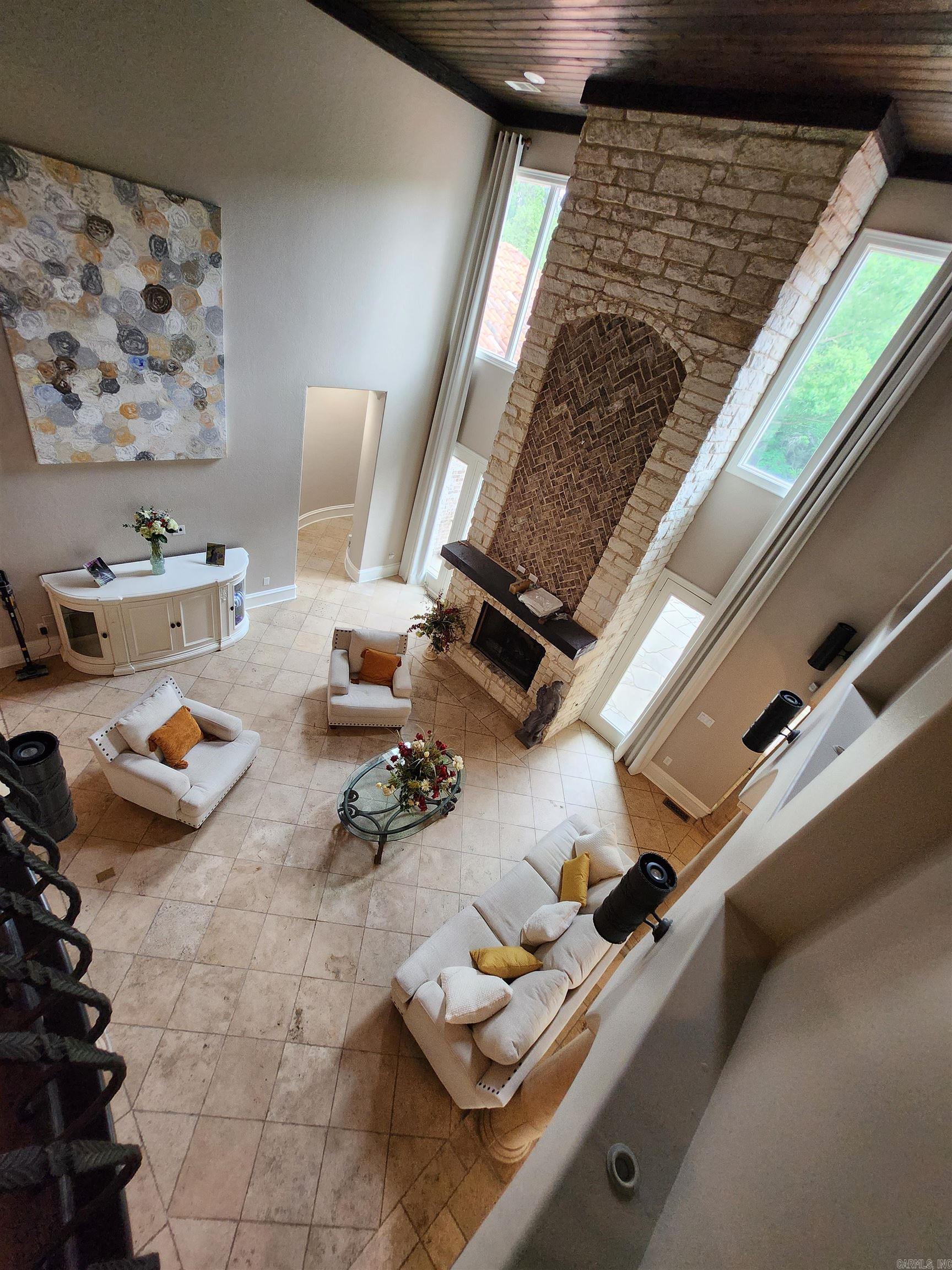 11 La Scala  Little Rock, AR