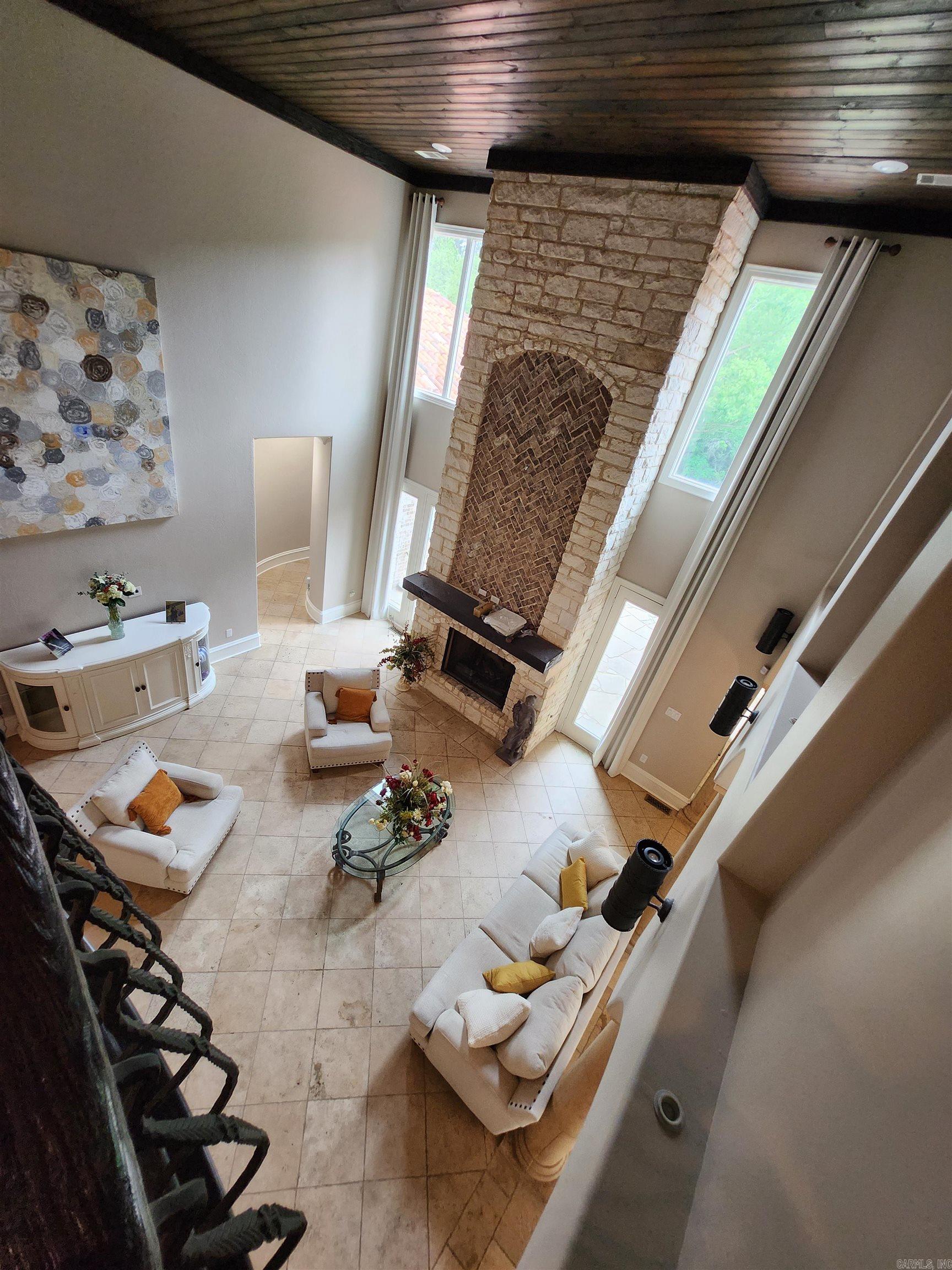 11 La Scala  Little Rock, AR