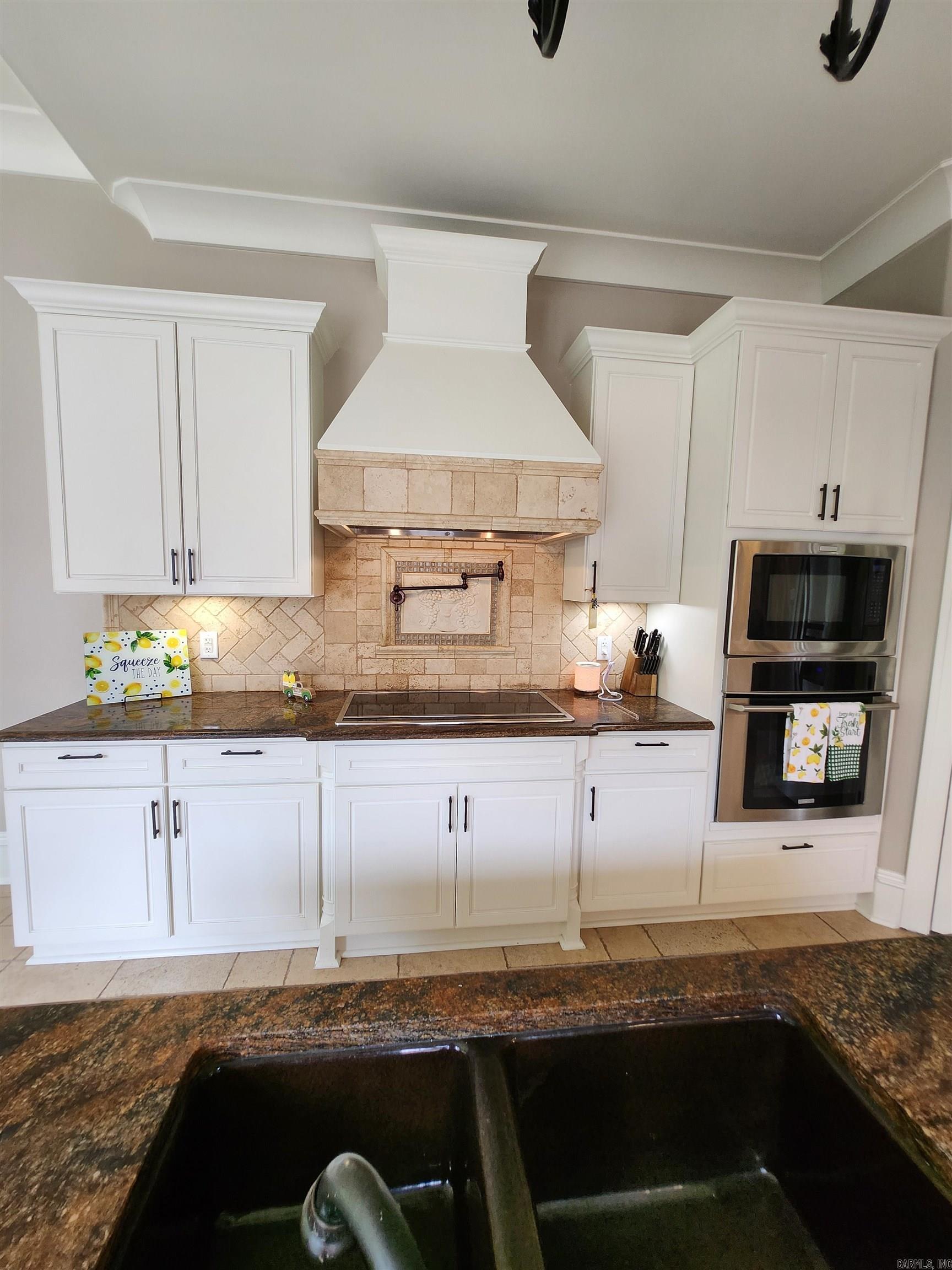 11 La Scala  Little Rock, AR