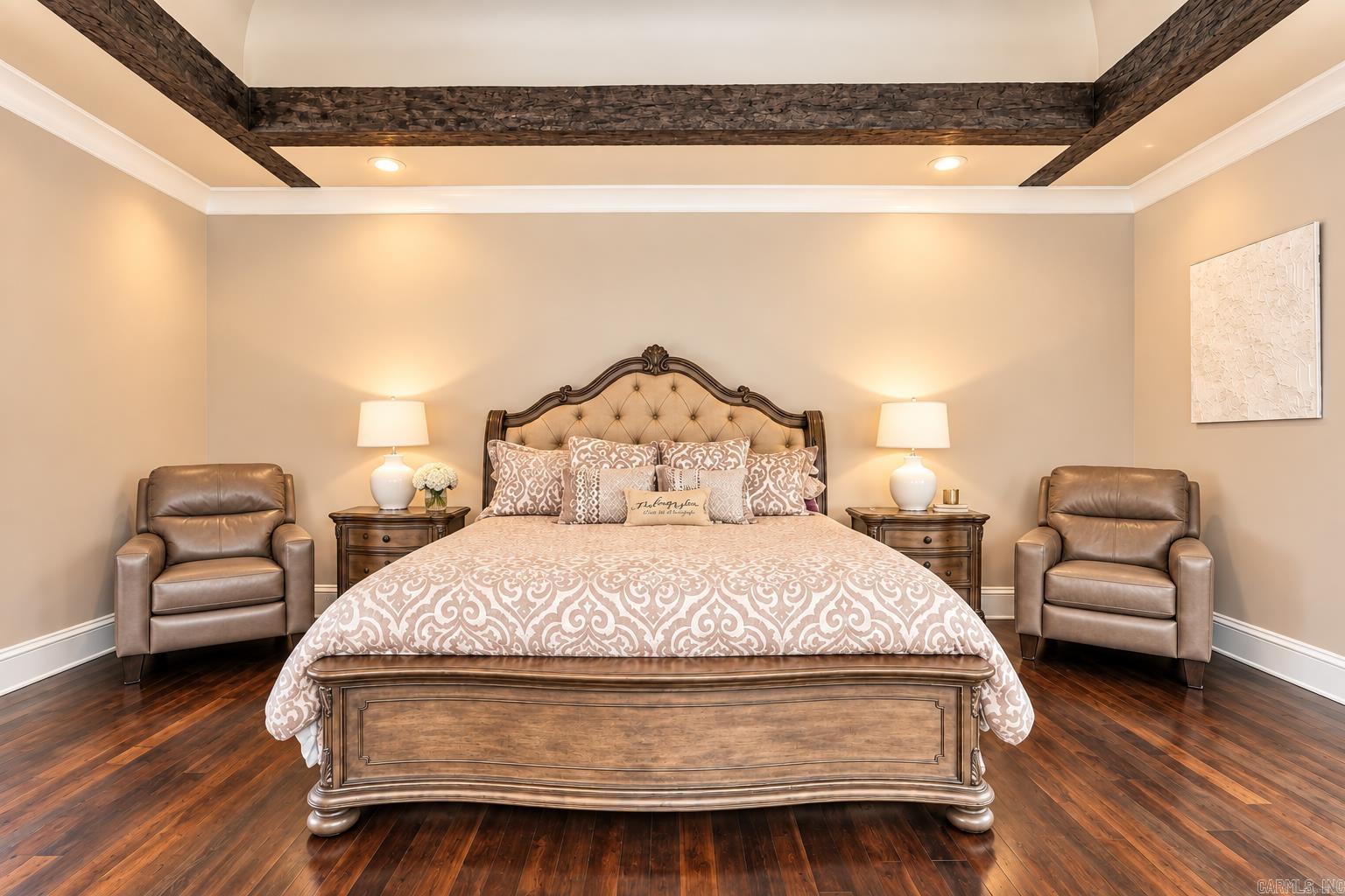 11 La Scala  Little Rock, AR