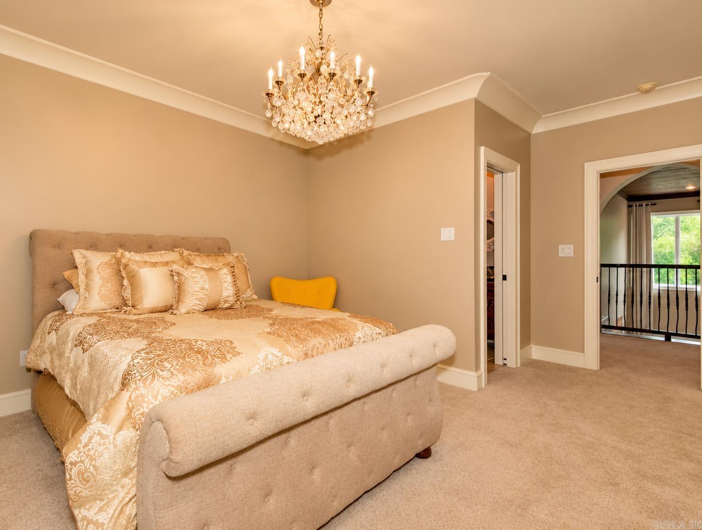 11 La Scala  Little Rock, AR