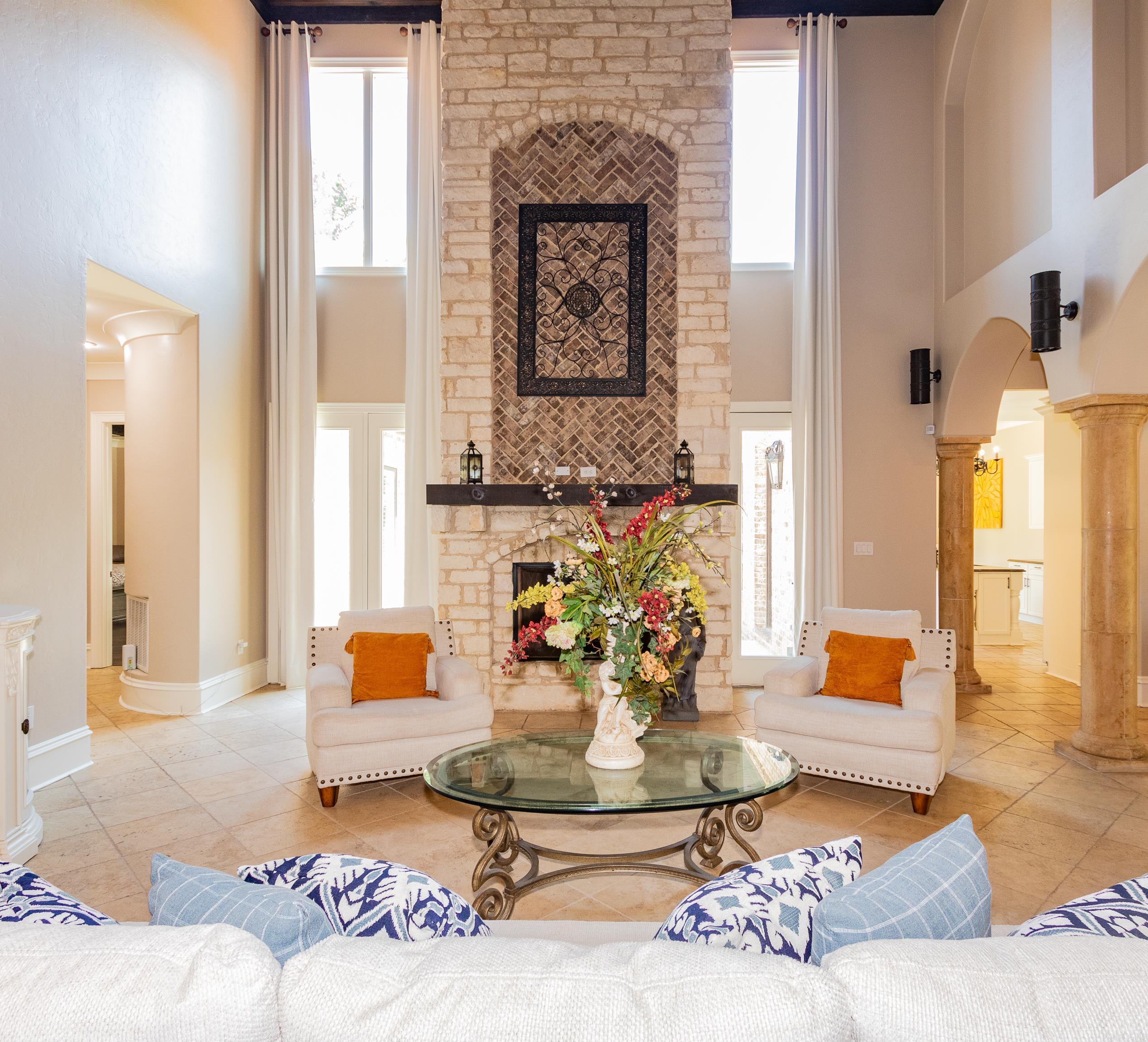11 La Scala  Little Rock, AR