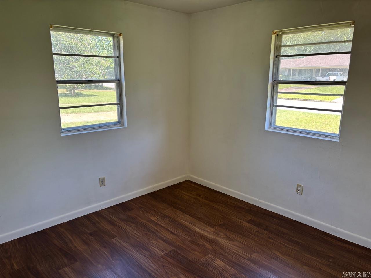 128 Cloverdale Blvd Searcy, AR 72143
