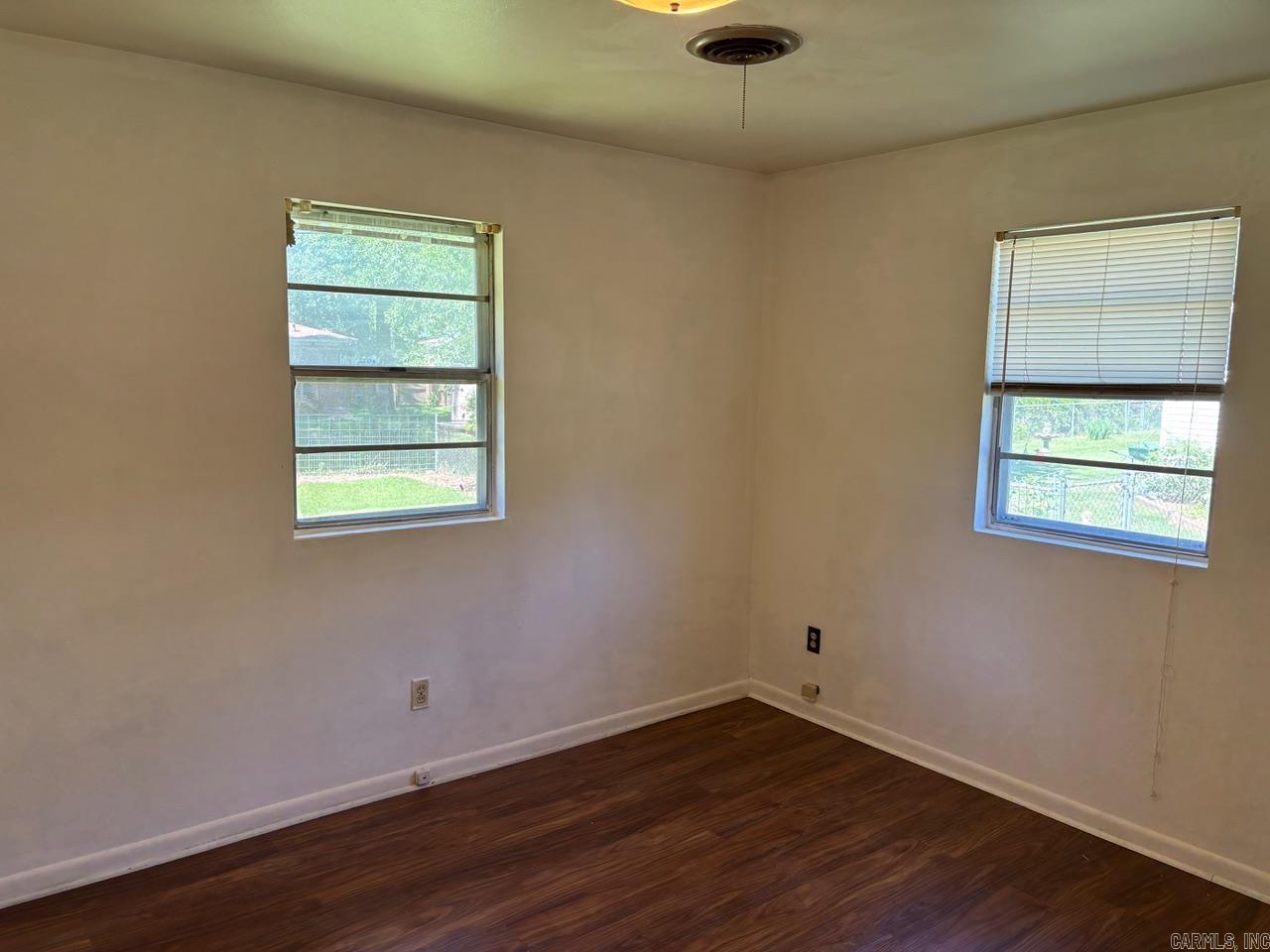 128 Cloverdale Blvd Searcy, AR 72143