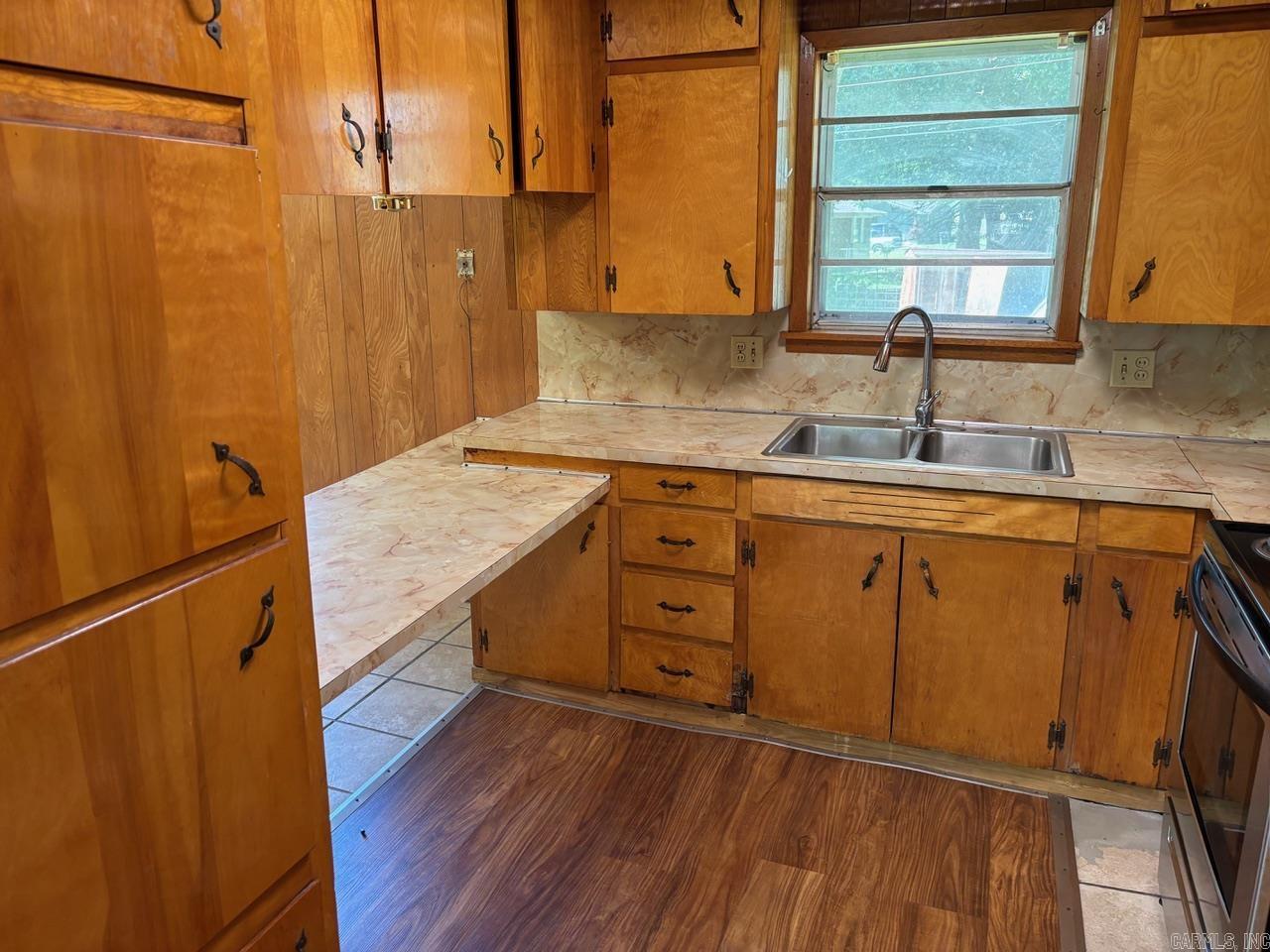 128 Cloverdale Blvd Searcy, AR 72143