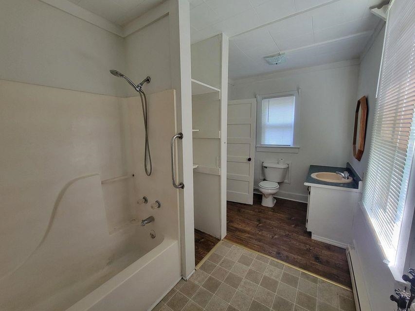 1210 Walker Avenue Mammoth Spring, AR 72554