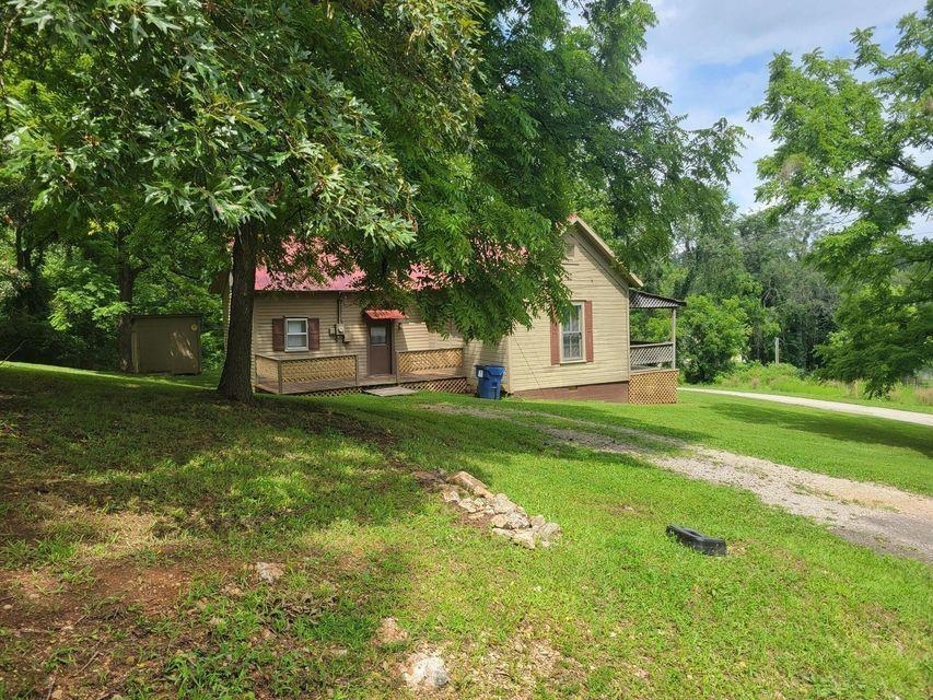 1210 Walker Avenue Mammoth Spring, AR 72554