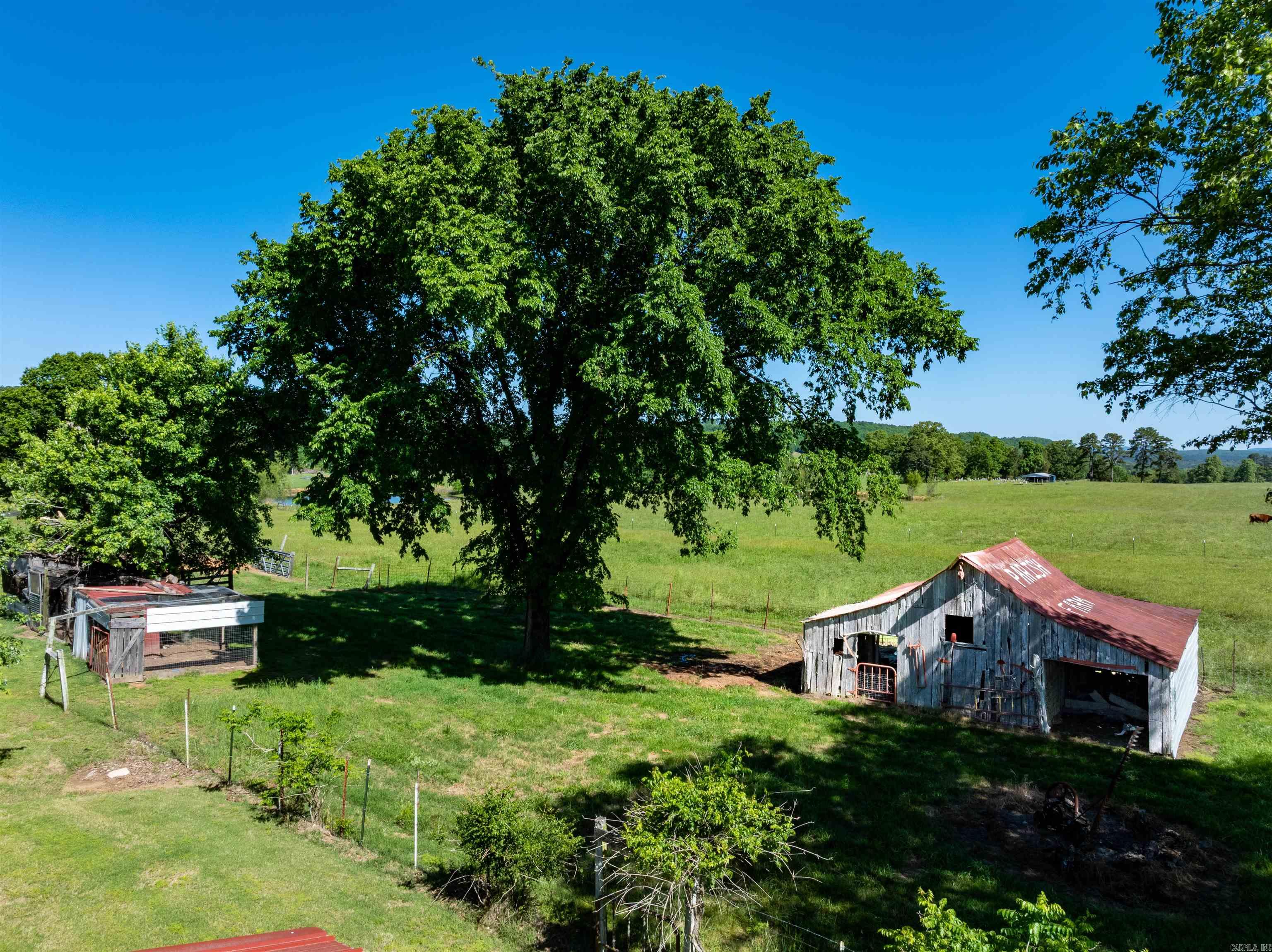 6637 Highway 9  Center Ridge, AR