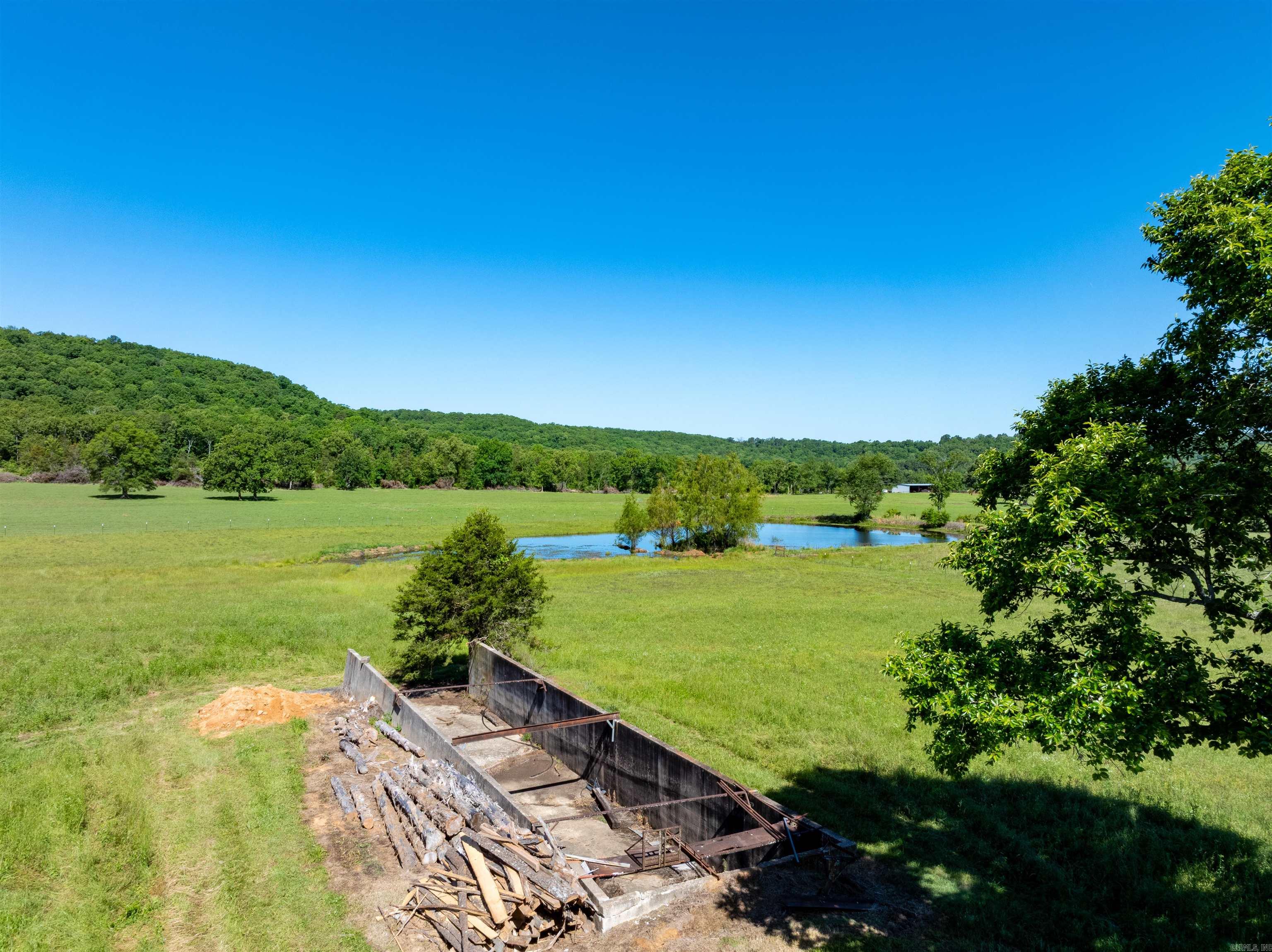 6637 Highway 9  Center Ridge, AR
