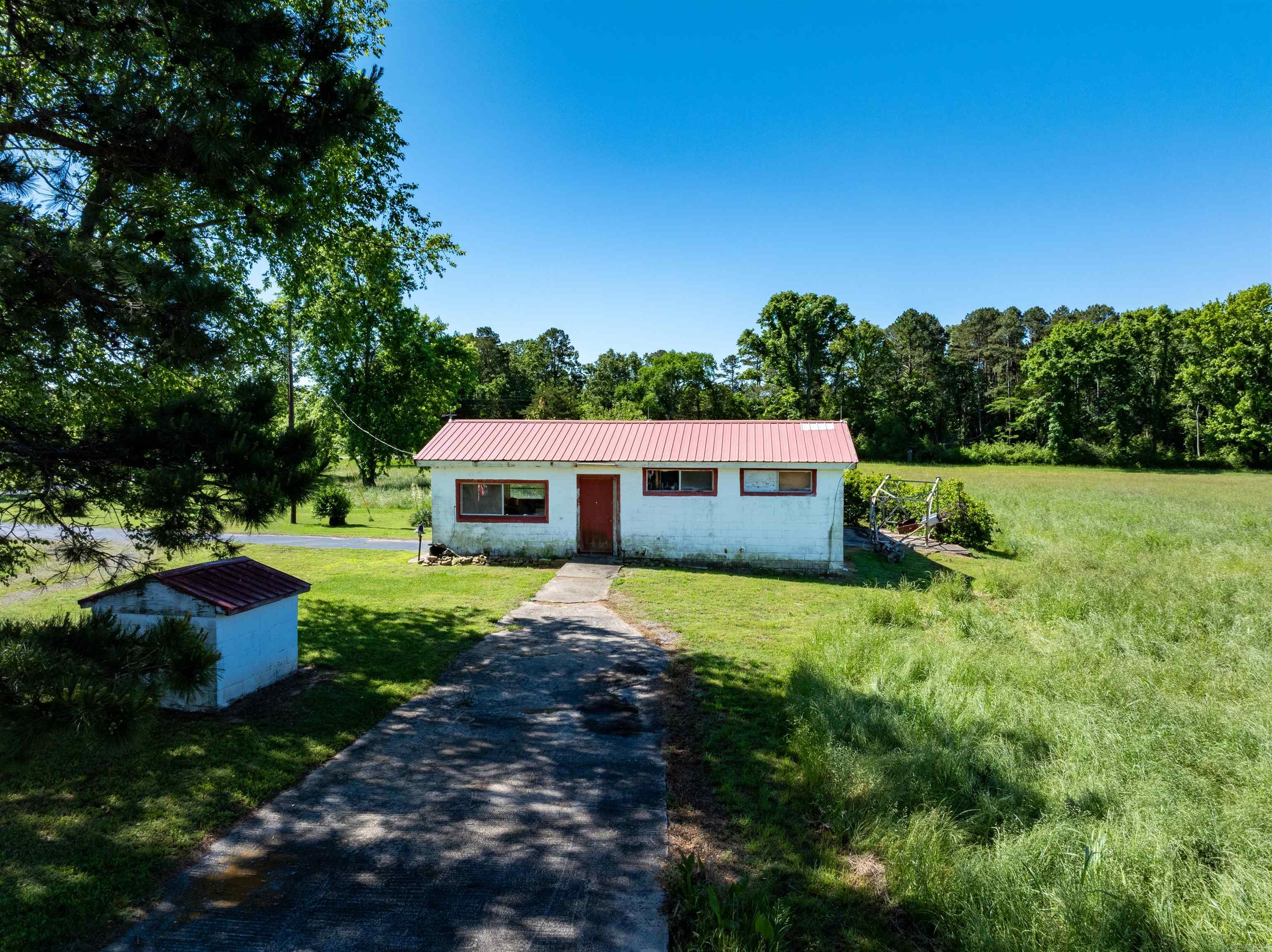 6637 Highway 9  Center Ridge, AR