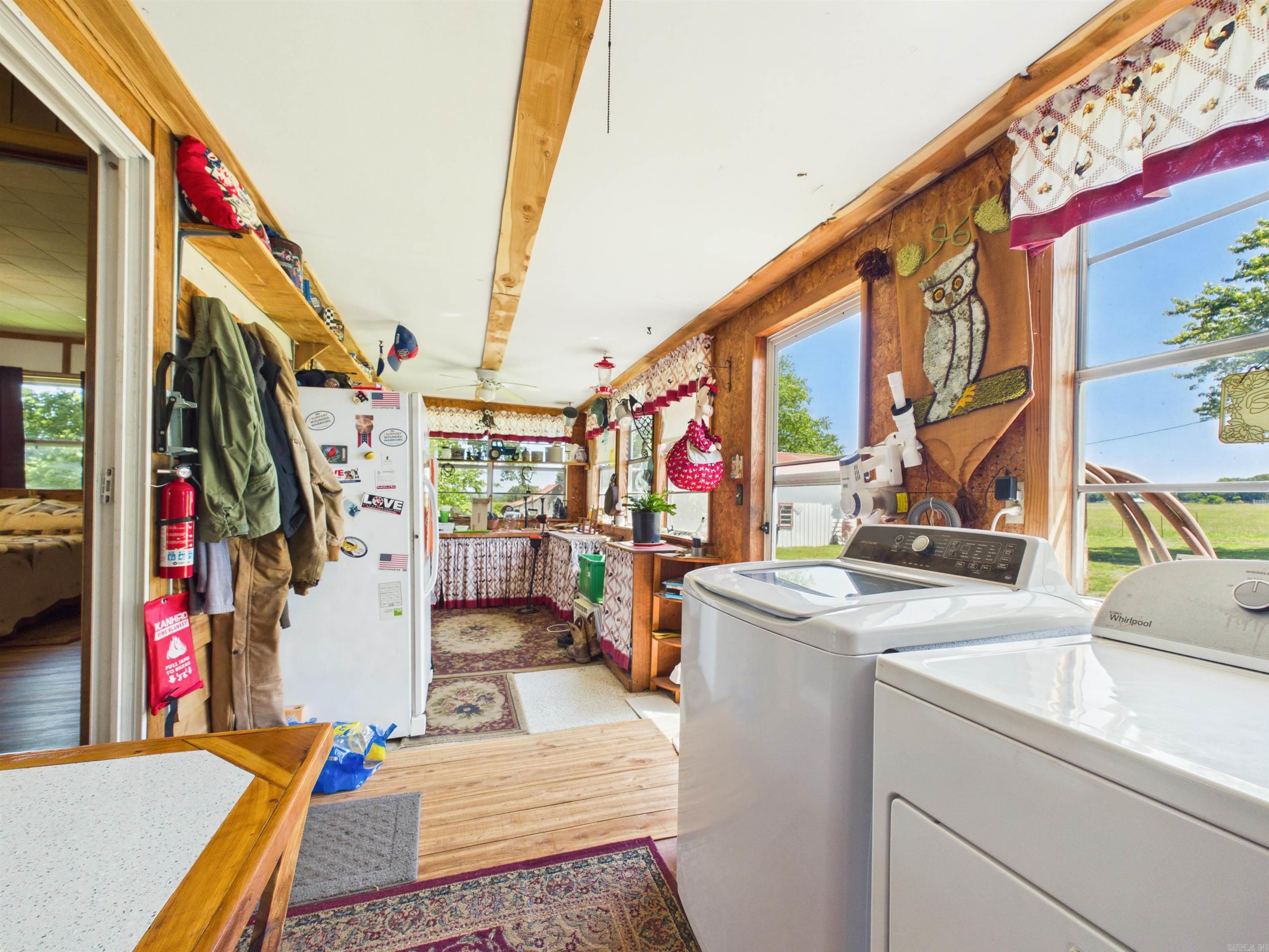 6637 Highway 9  Center Ridge, AR