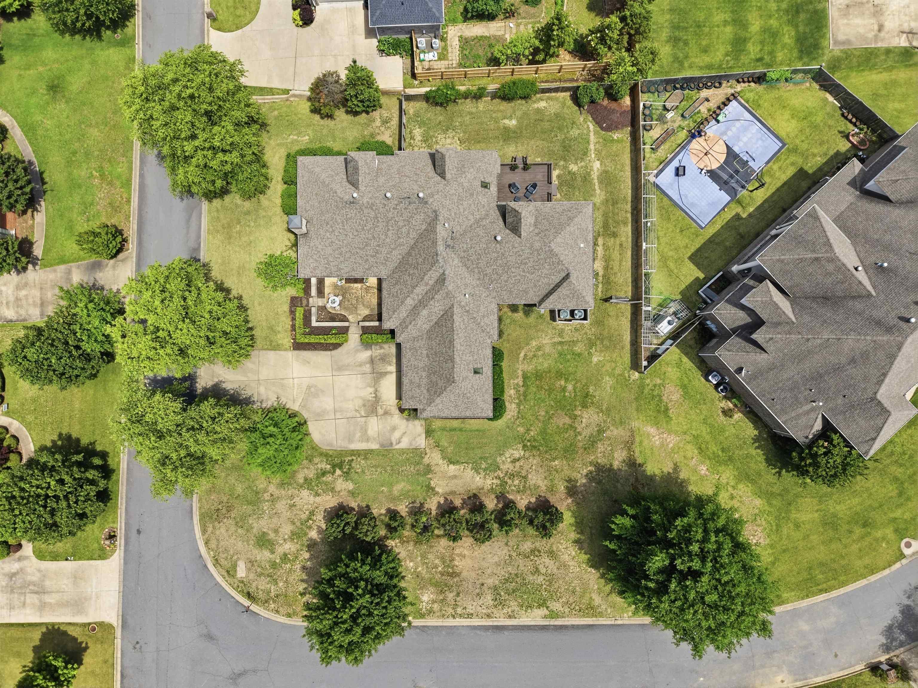 143 Courts Lane Little Rock, AR 72223