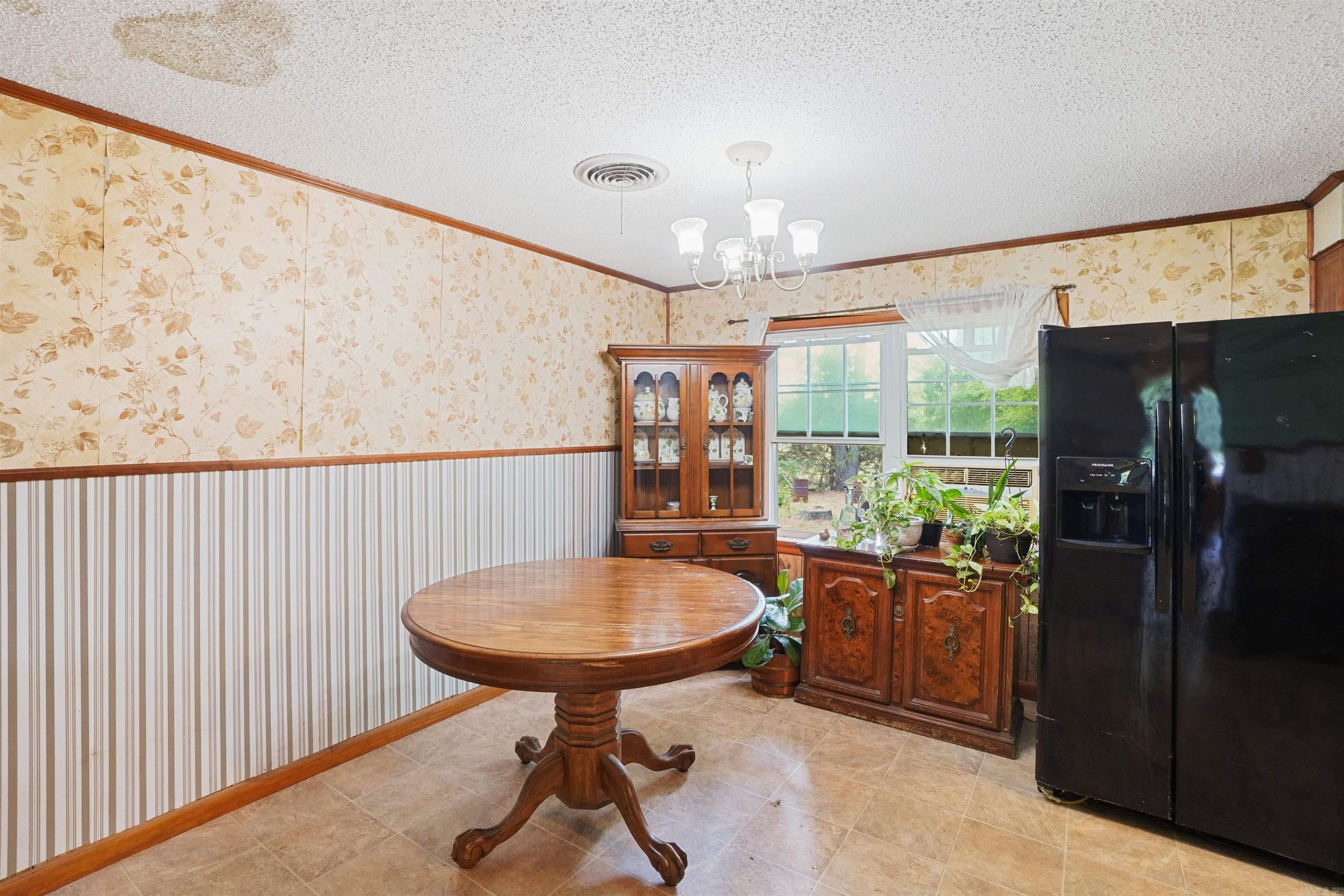 1402 36  Mount Vernon, AR