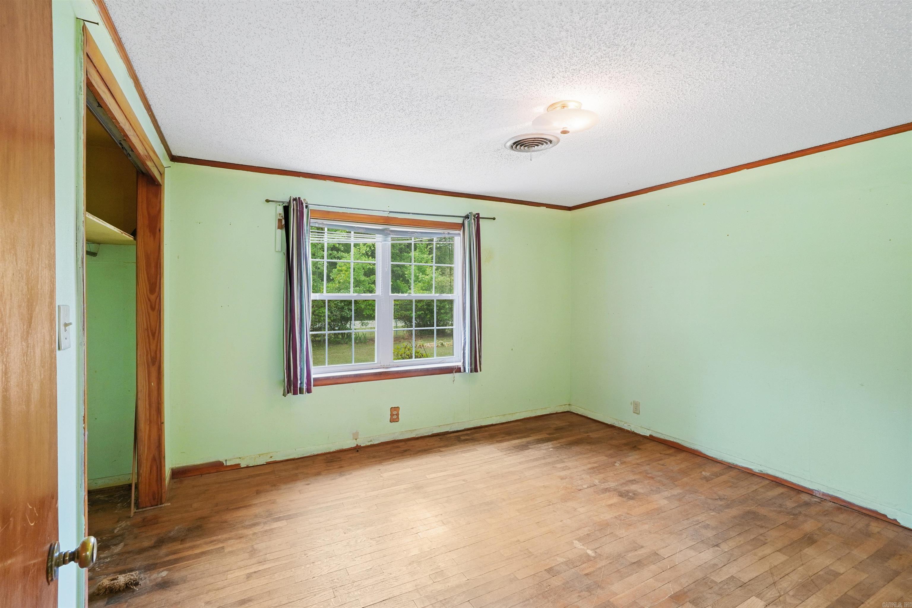 1402 36  Mount Vernon, AR