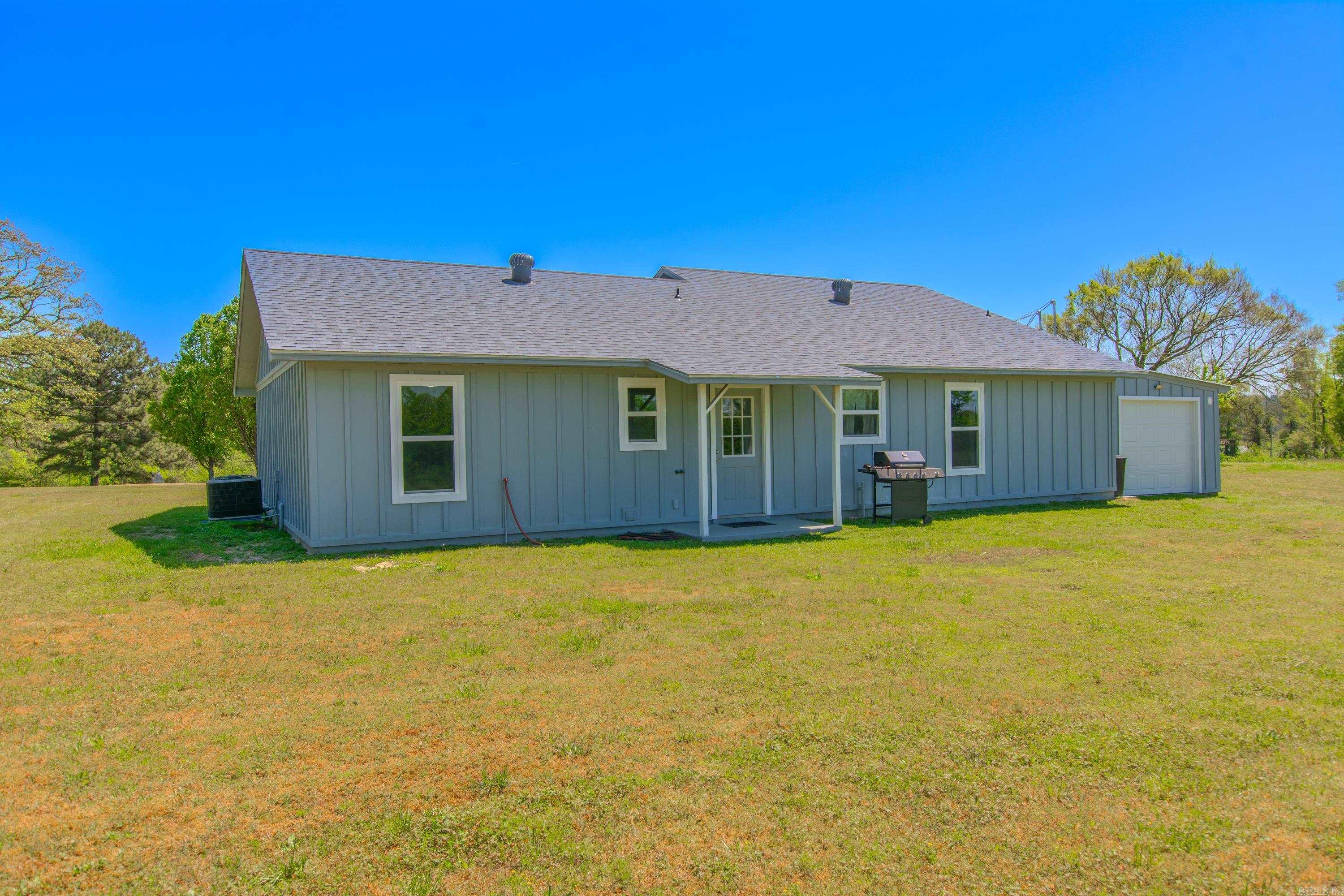 17 S Highway 369  Newhope, AR
