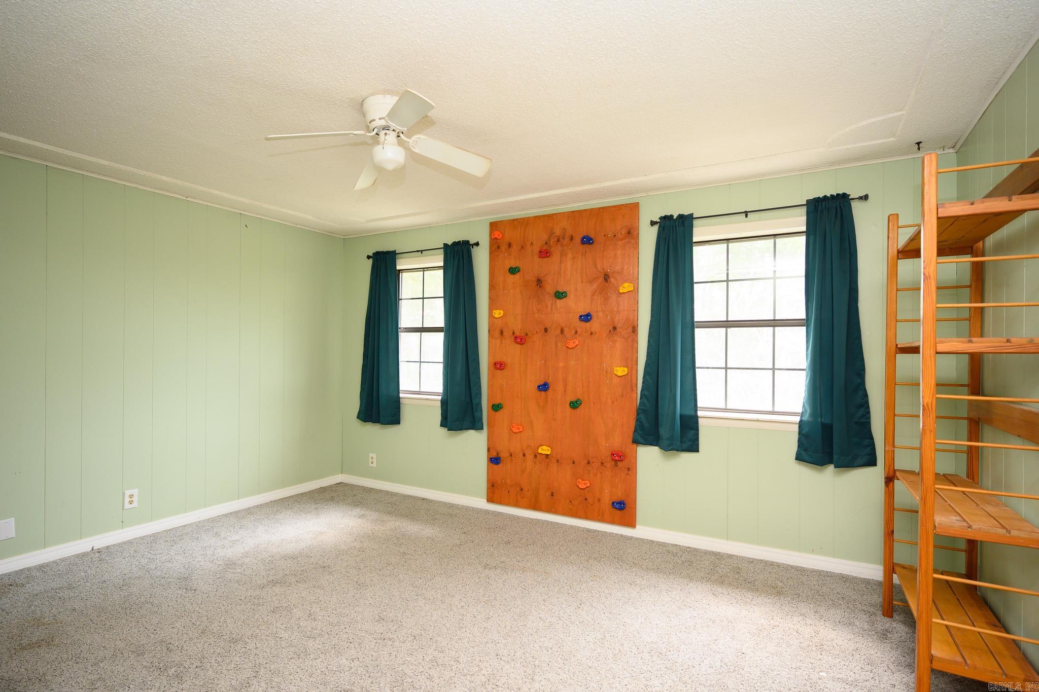 138 Sunrise Lane  Cove, AR