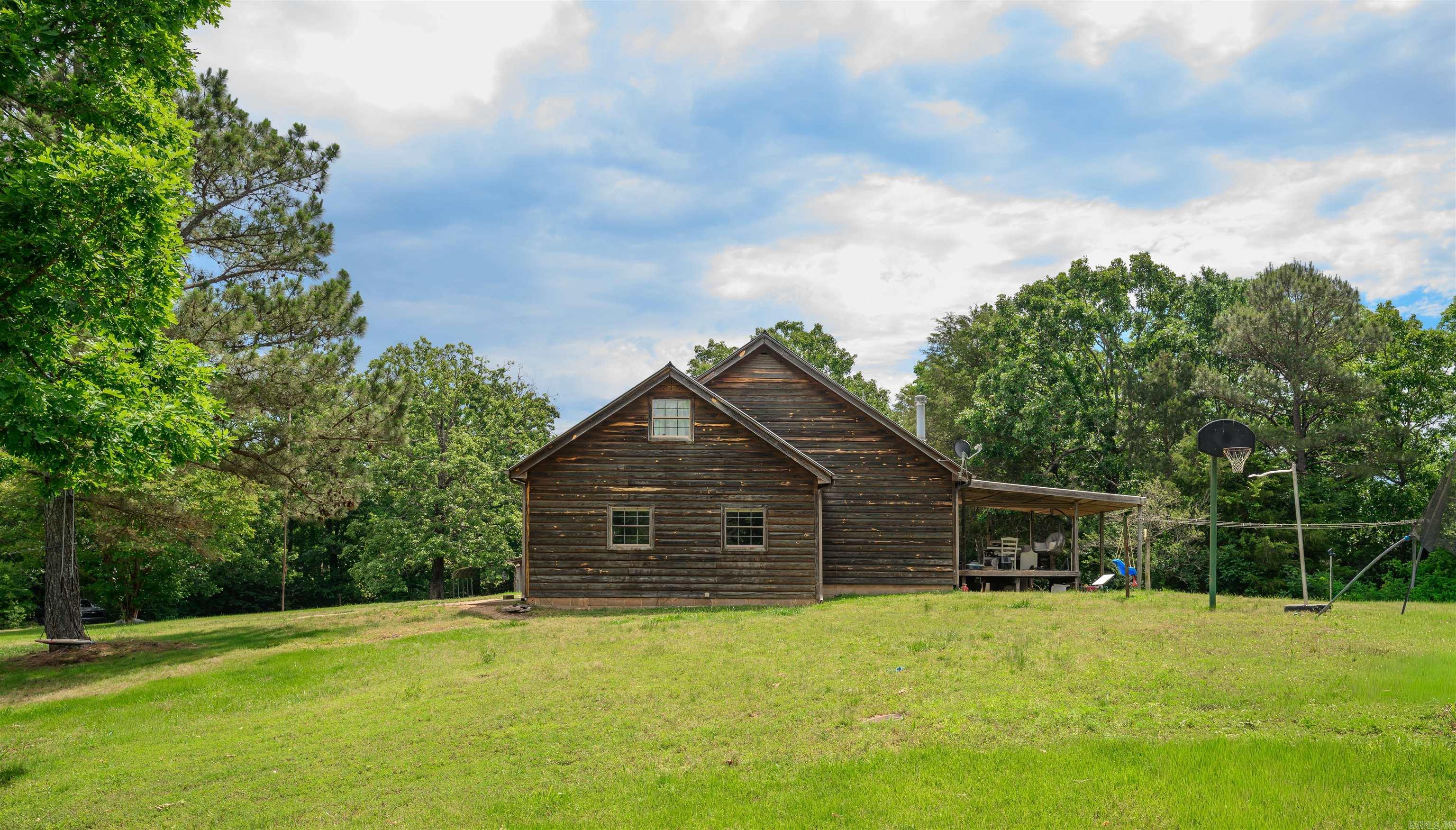 138 Sunrise Lane  Cove, AR