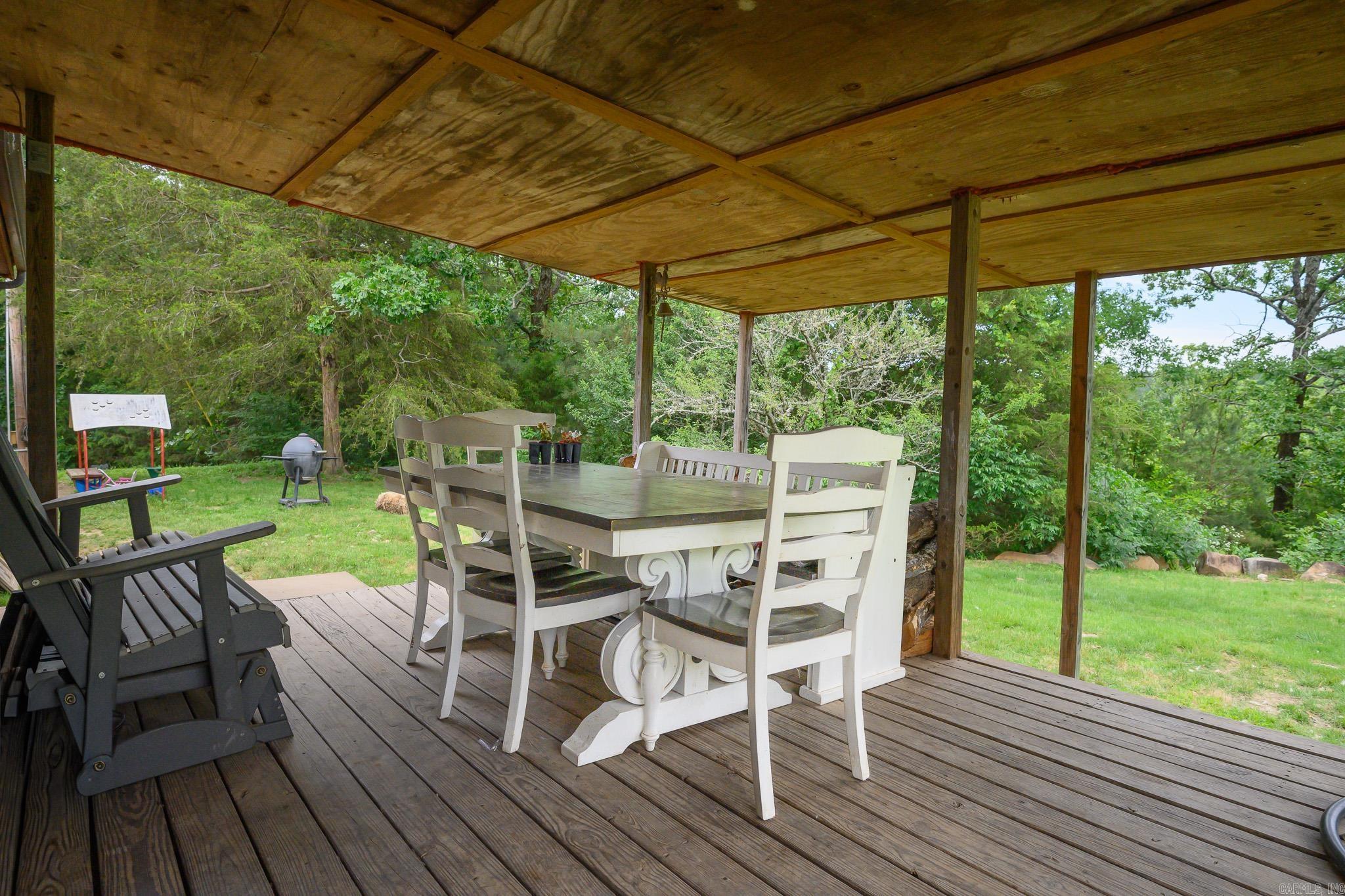138 Sunrise Lane  Cove, AR