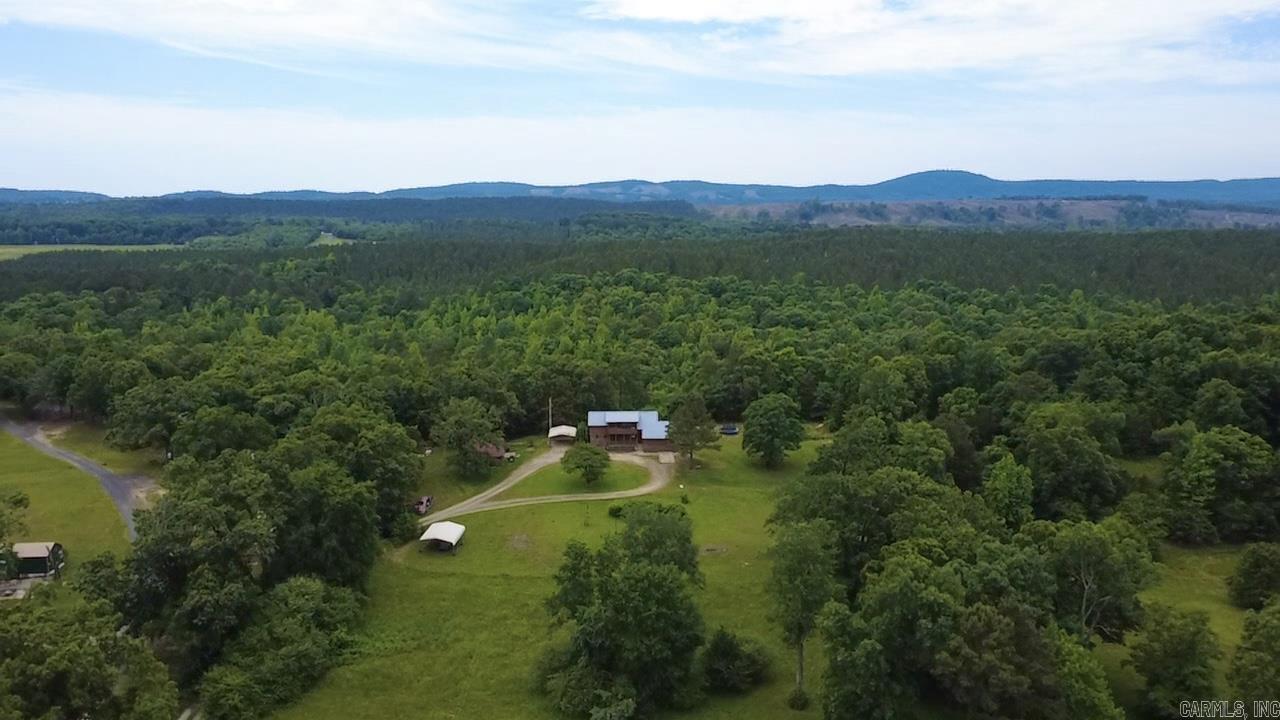 138 Sunrise Lane  Cove, AR