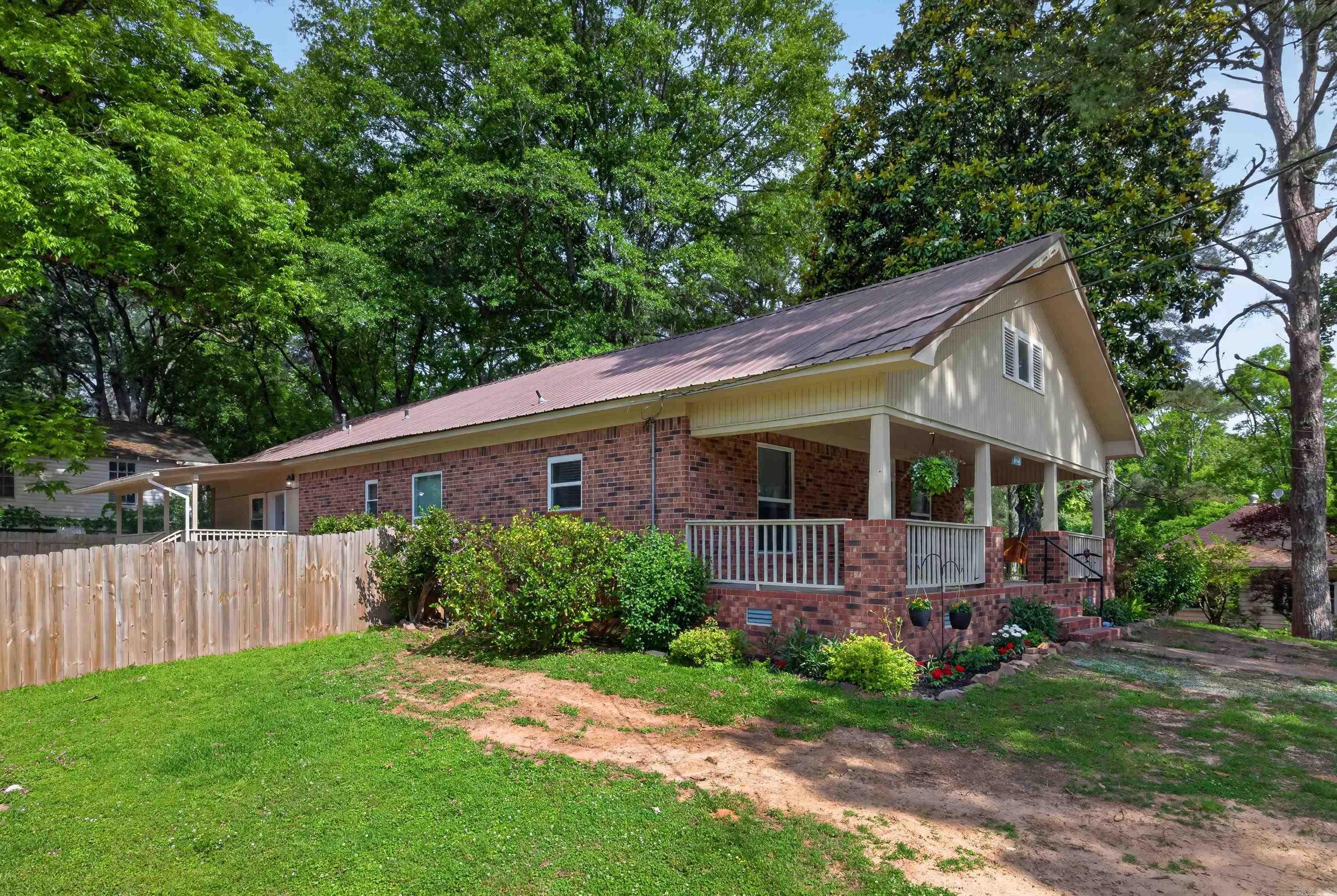 527 S 14Th  Arkadelphia, AR