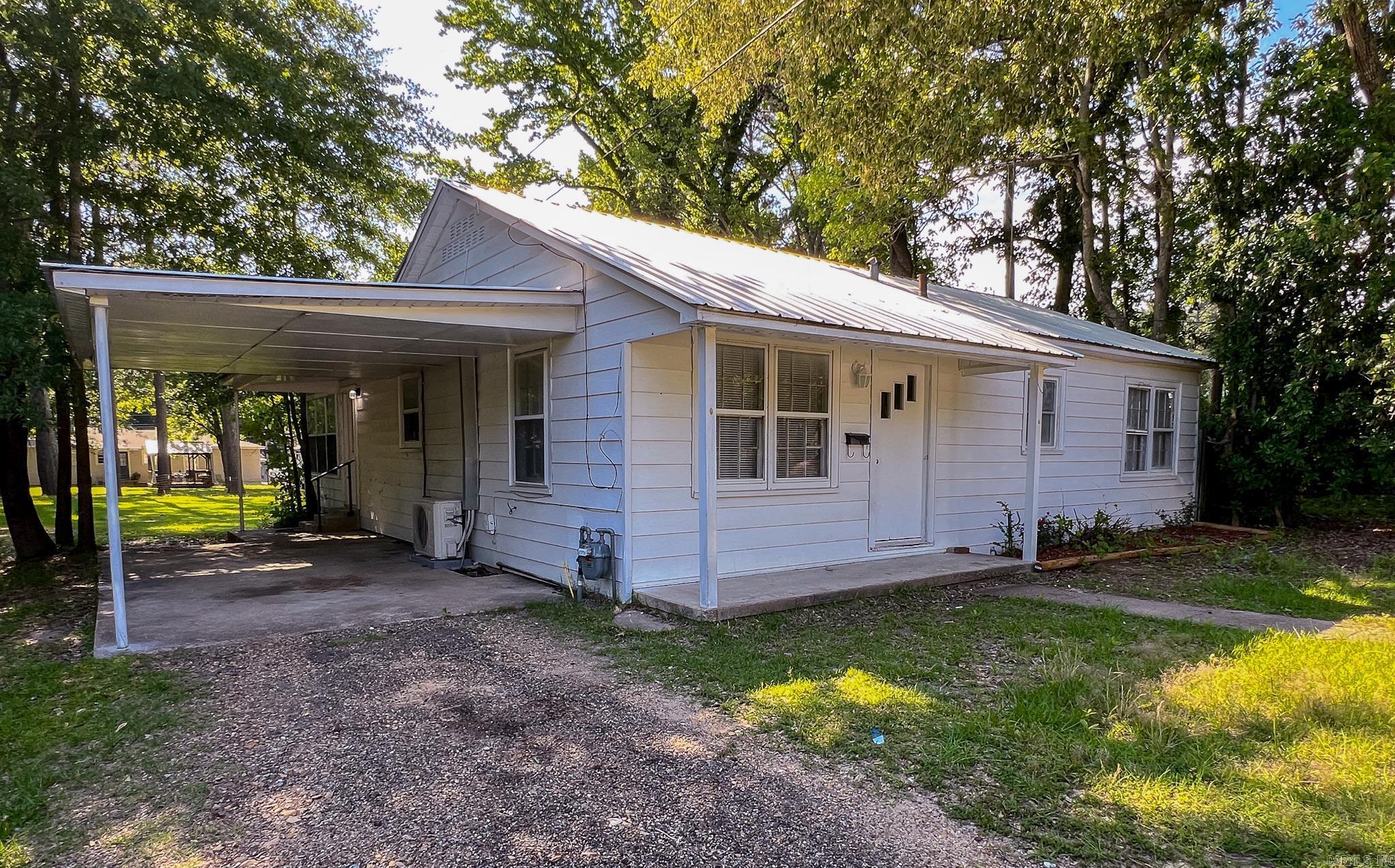 249 N 23rd Street Arkadelphia, AR 71923