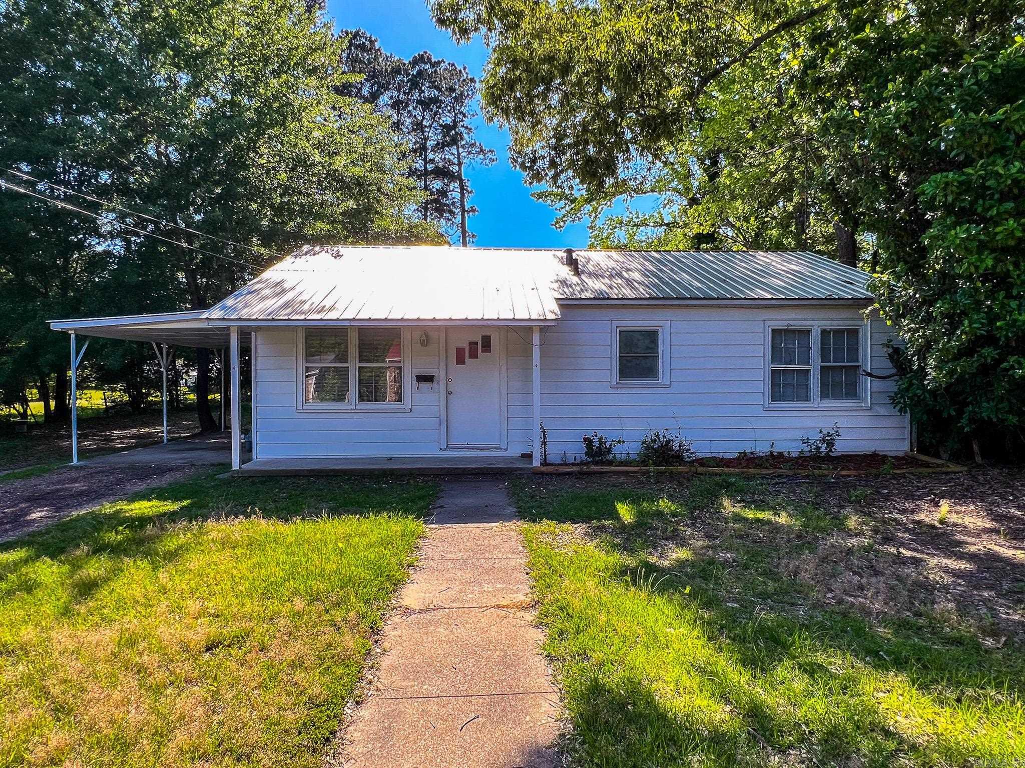 249 N 23rd Street Arkadelphia, AR 71923