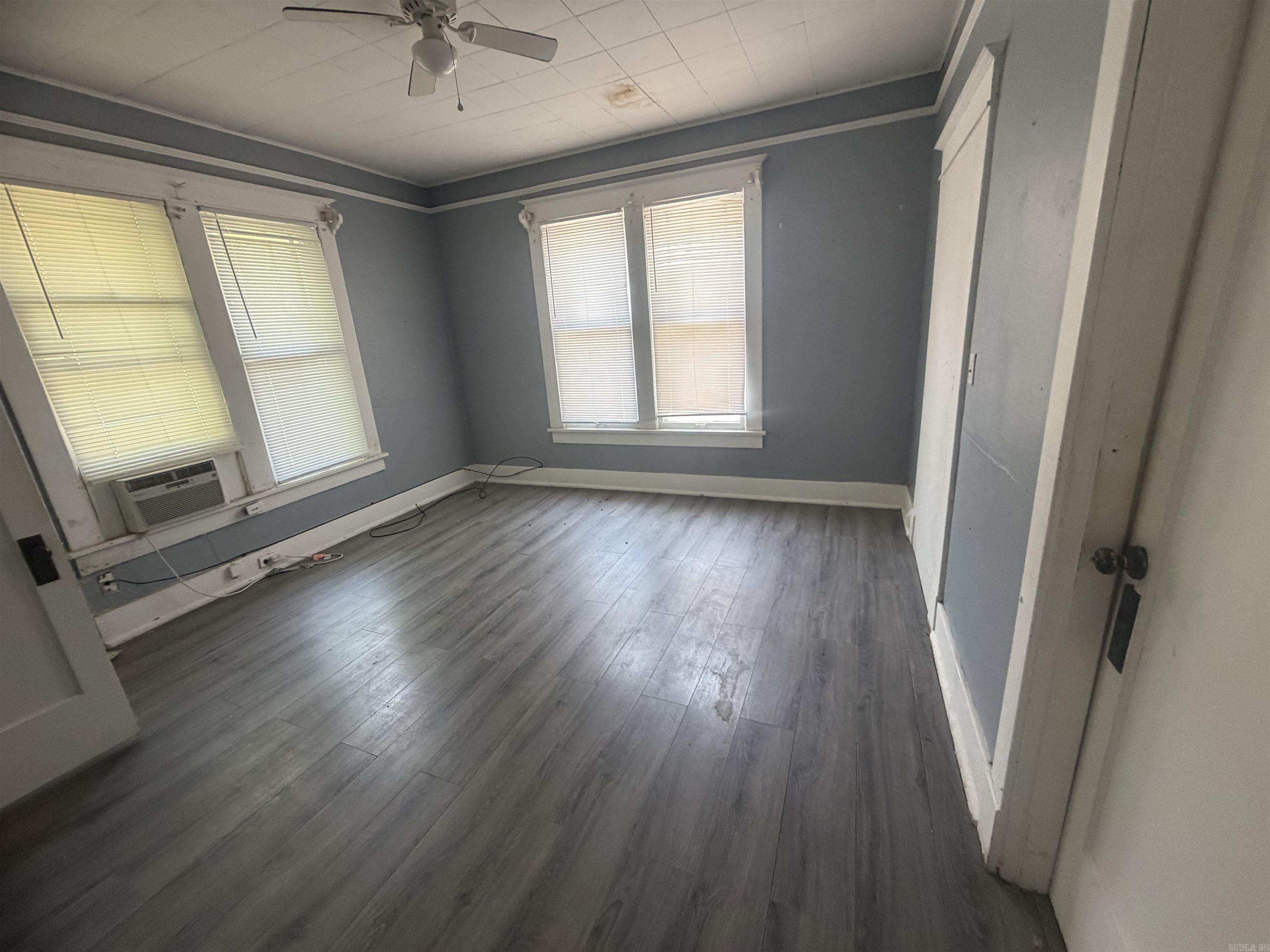 719 Plum Pine Bluff, AR 71603