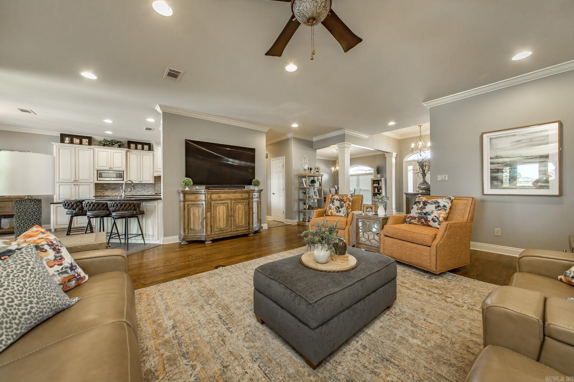 108 Cambridge  England, AR