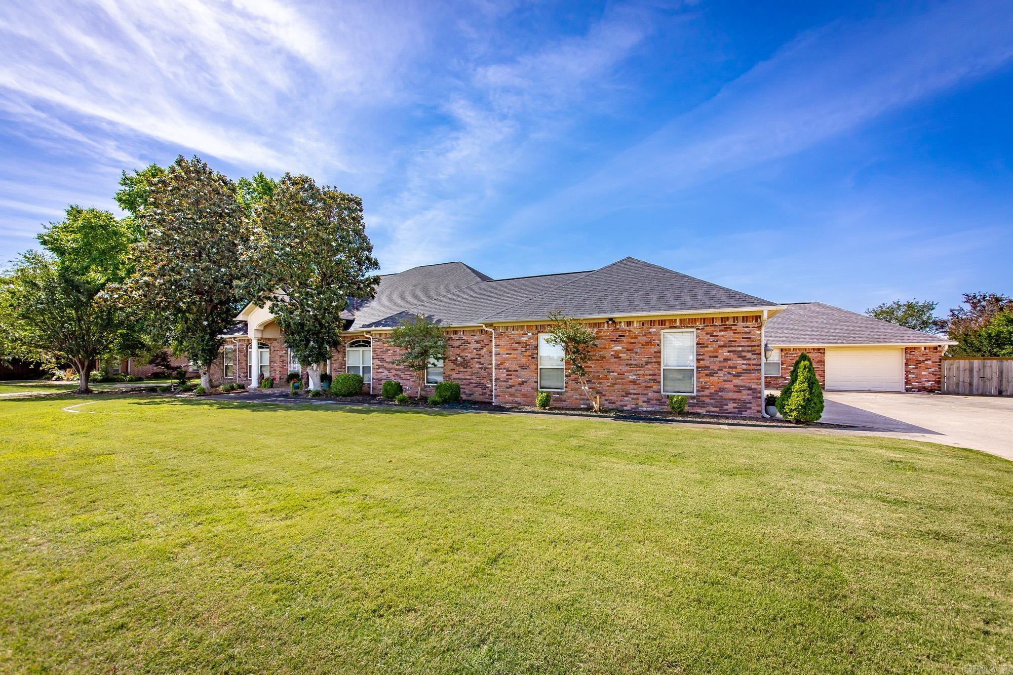 108 Cambridge  England, AR