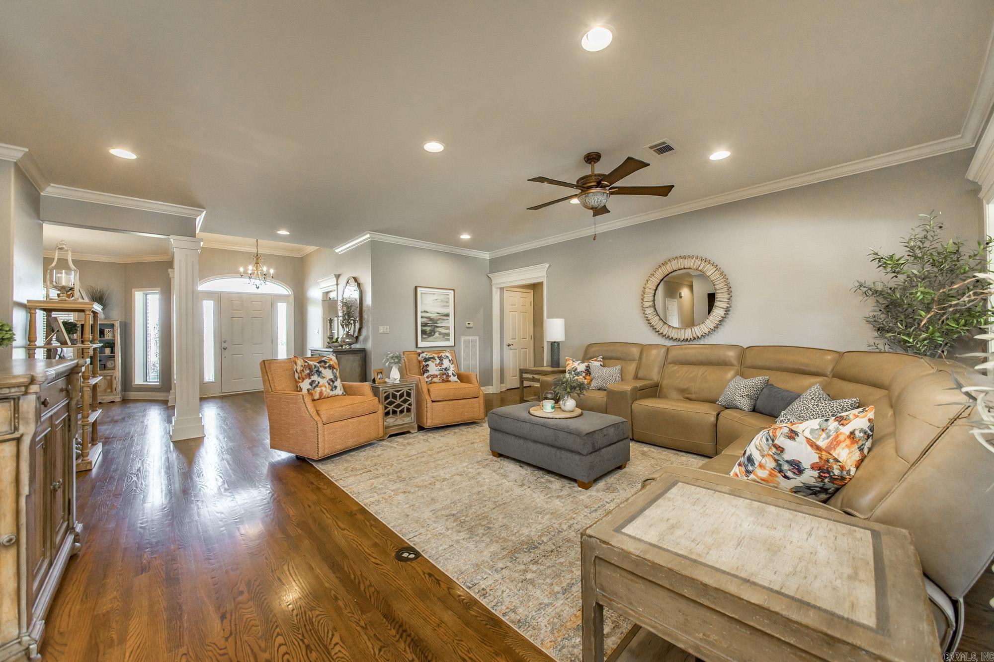 108 Cambridge  England, AR