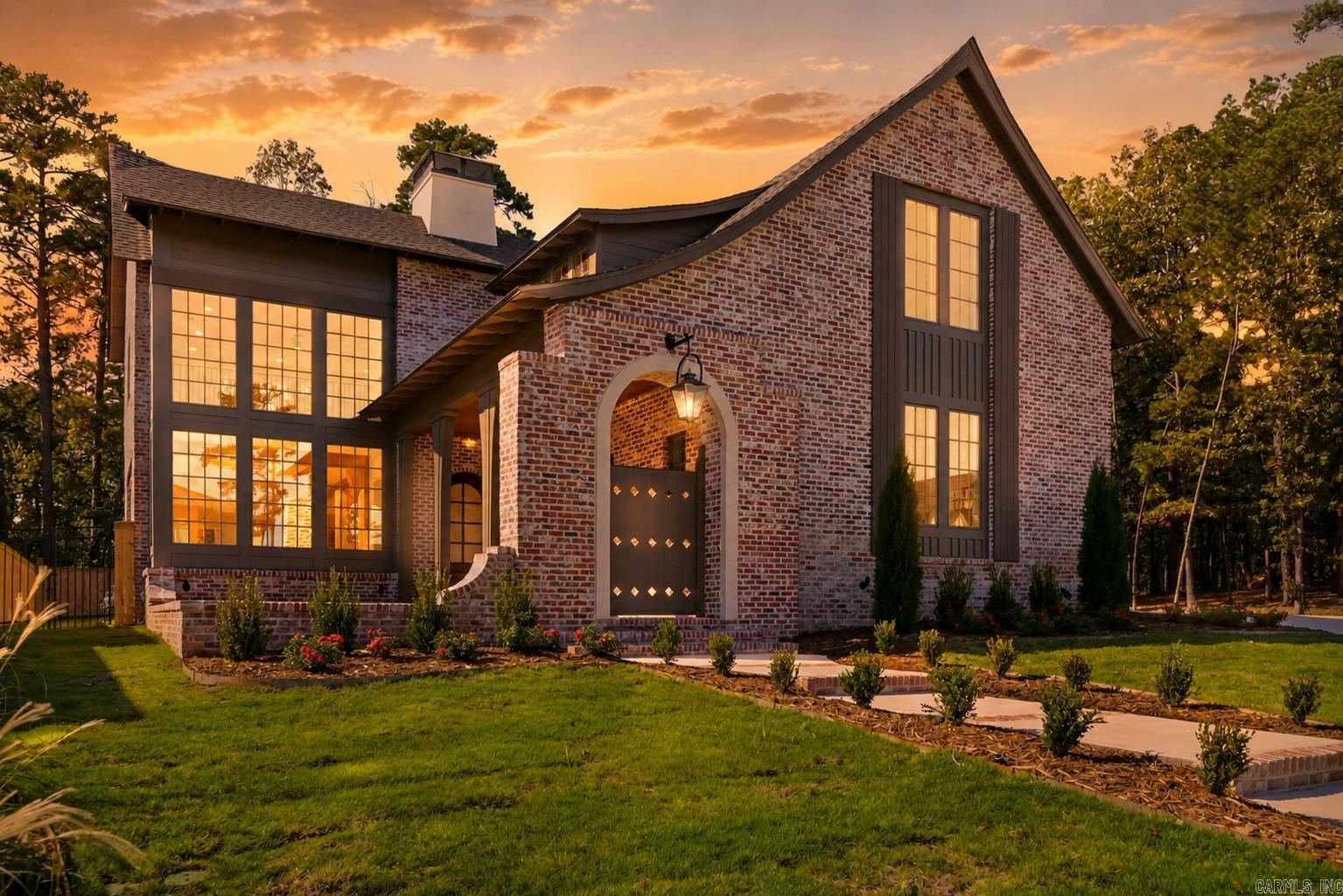 48 Orle Circle
