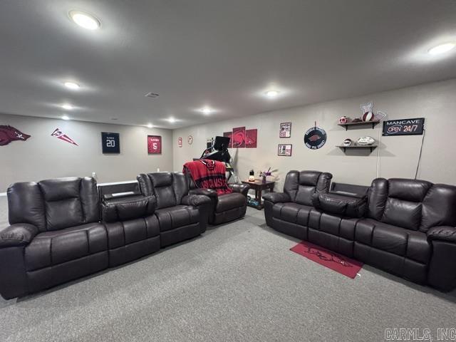 711 E Red Barn  Cave City, AR