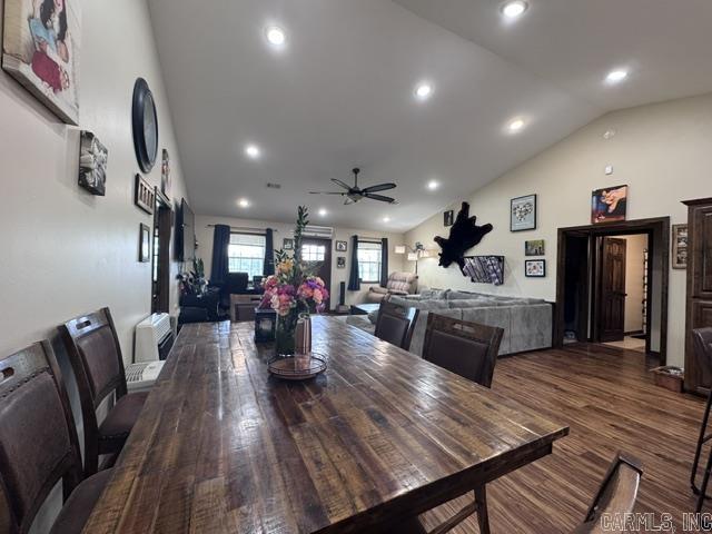711 E Red Barn  Cave City, AR