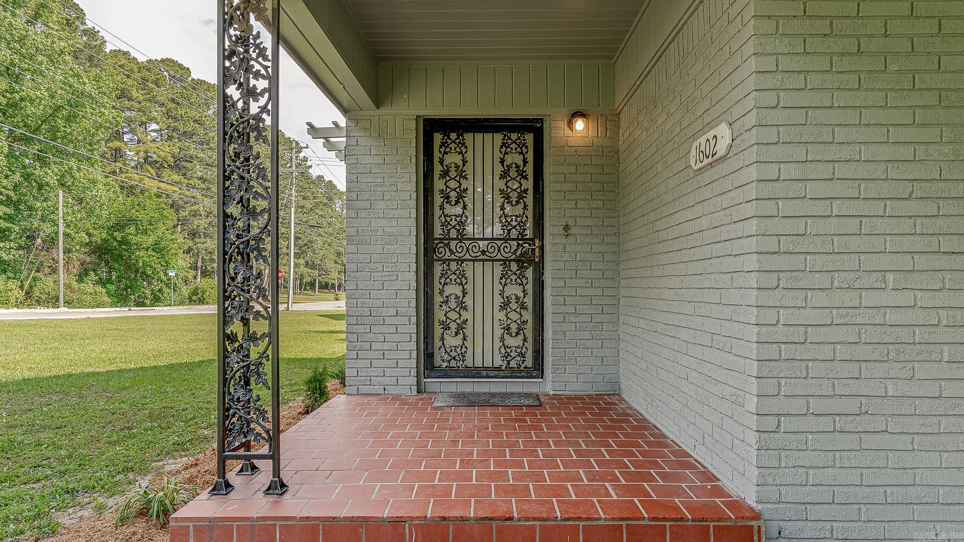 1602 Frierson  Jonesboro, AR