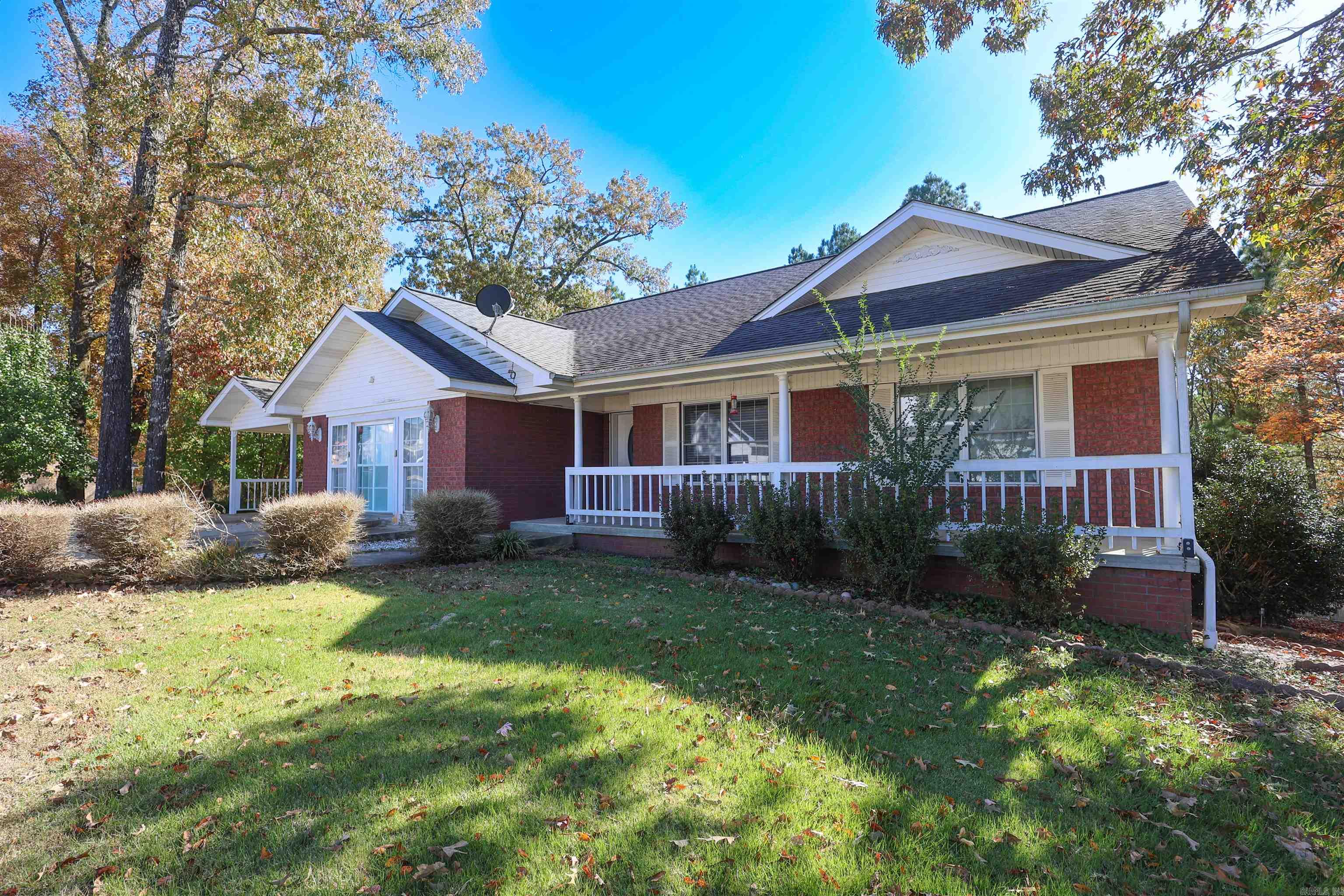 221 Perry  Glenwood, AR